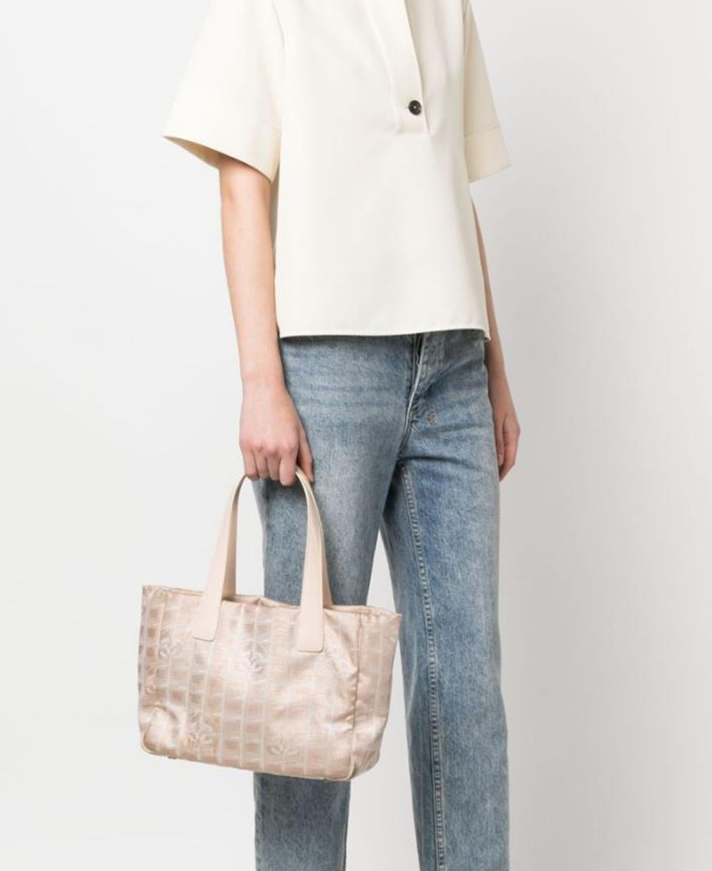 Chanel Rosa Canvas Travel Line Reisetasche Kleine Tragetasche (Beige)