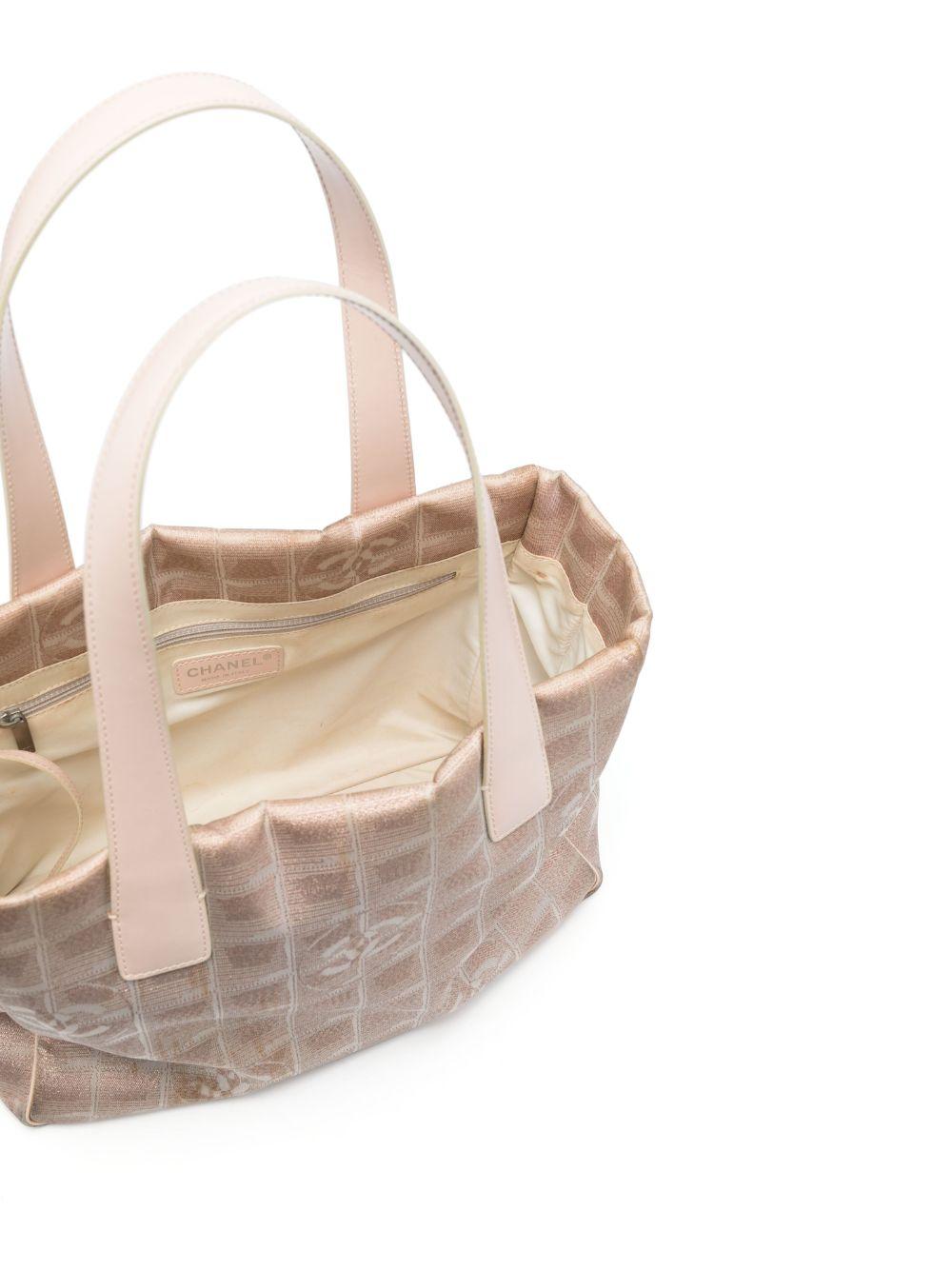 Chanel Rosa Canvas Travel Line Reisetasche Kleine Tragetasche für Damen oder Herren