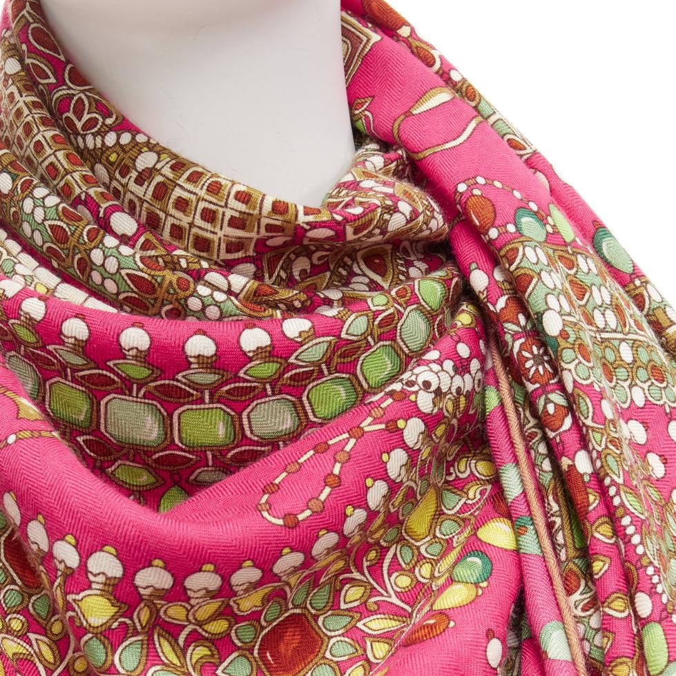 HERMES pink cashmere silk parures des maharajas jewel print 135cm square scarf
Reference: AAWC/A01155
Brand: Hermes
Model: parures des maharajas
Material: Cashmere, Silk
Color: Pink, Green
Pattern: Abstract
Extra Details: 
