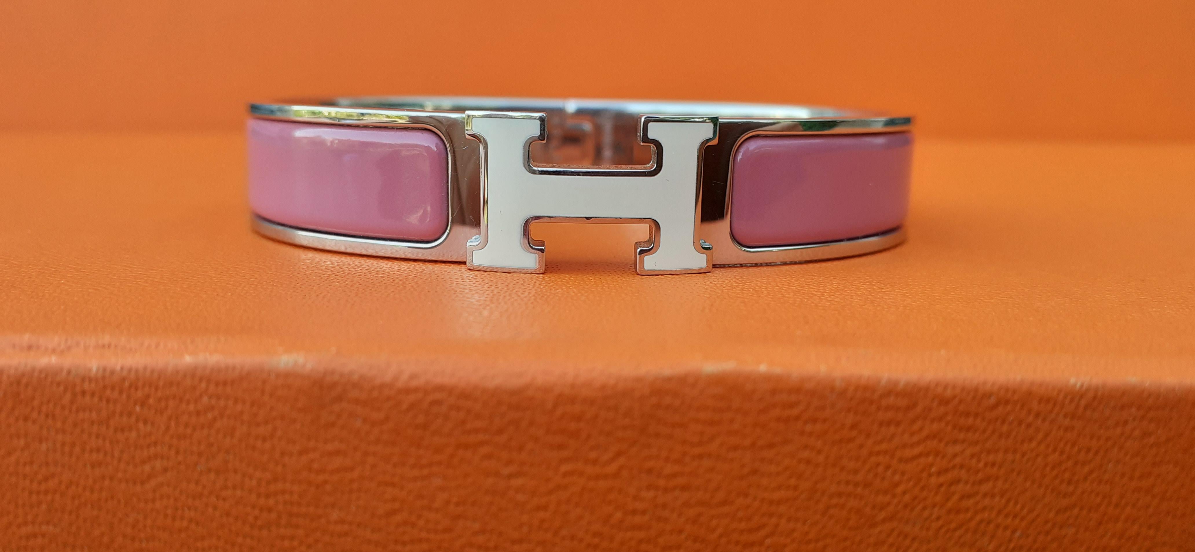 Hermès Pink Enamel Clic Clac Bracelet White Enamelled H Buckle Phw GM  For Sale 4