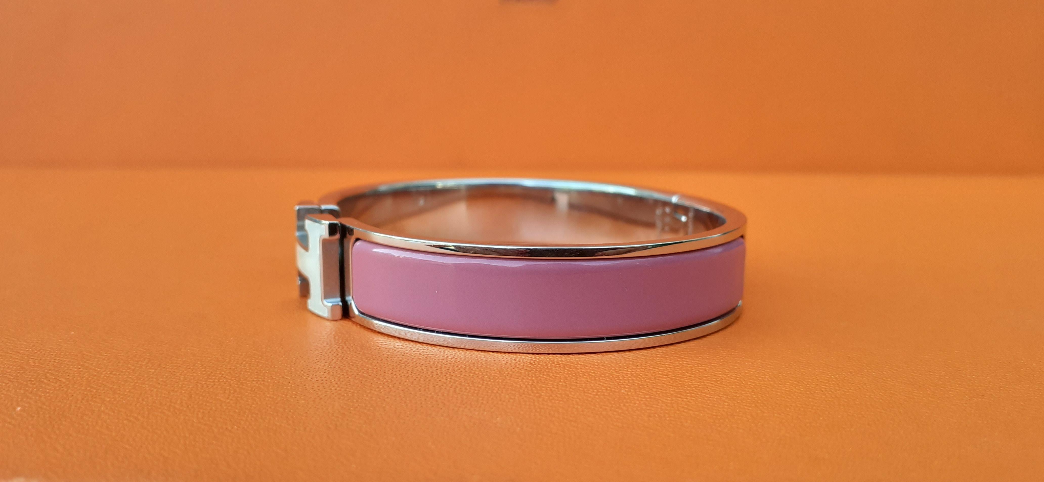 Hermès Pink Emaille Clic Clac Armband Weiß emailliert H Schnalle Phw GM  Damen im Angebot