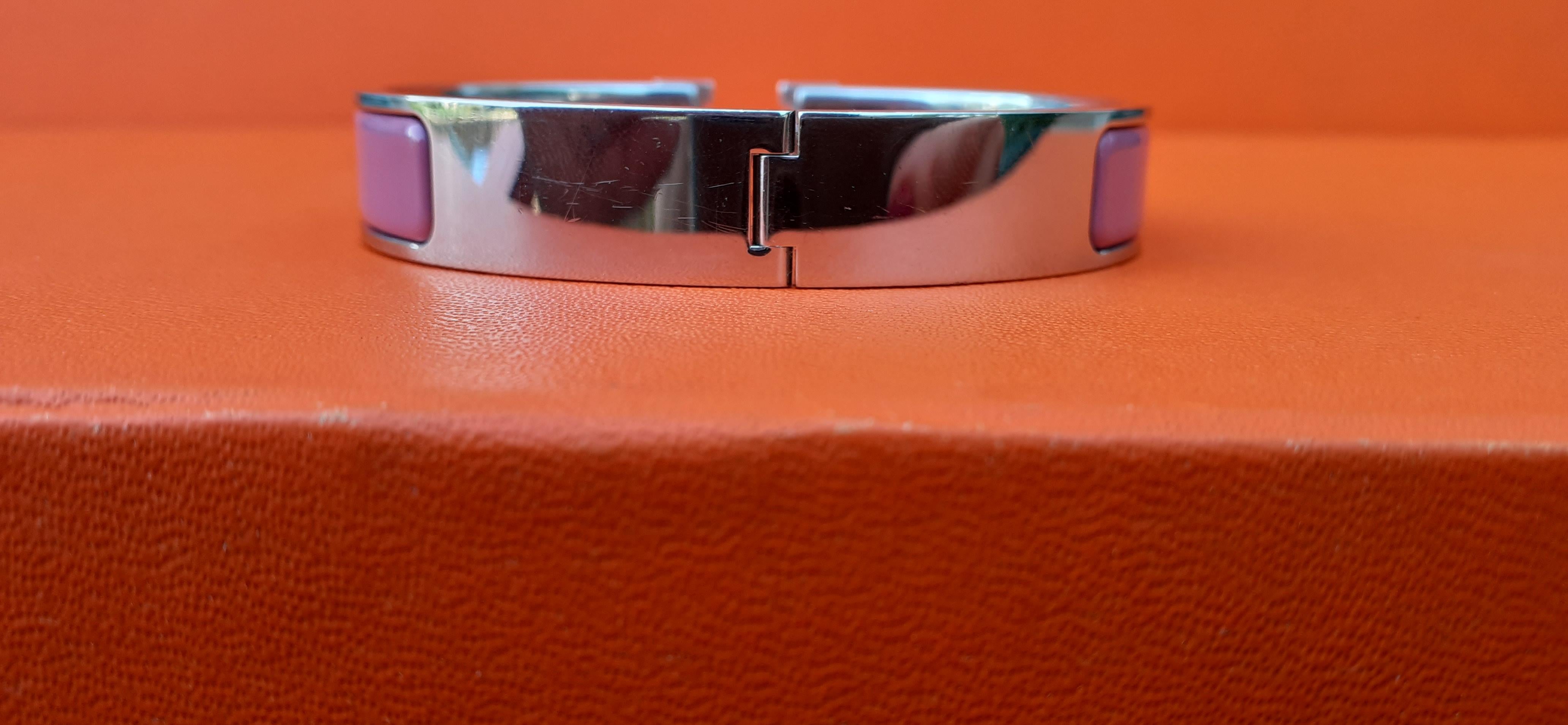 Hermès Pink Emaille Clic Clac Armband Weiß emailliert H Schnalle Phw GM  im Angebot 2