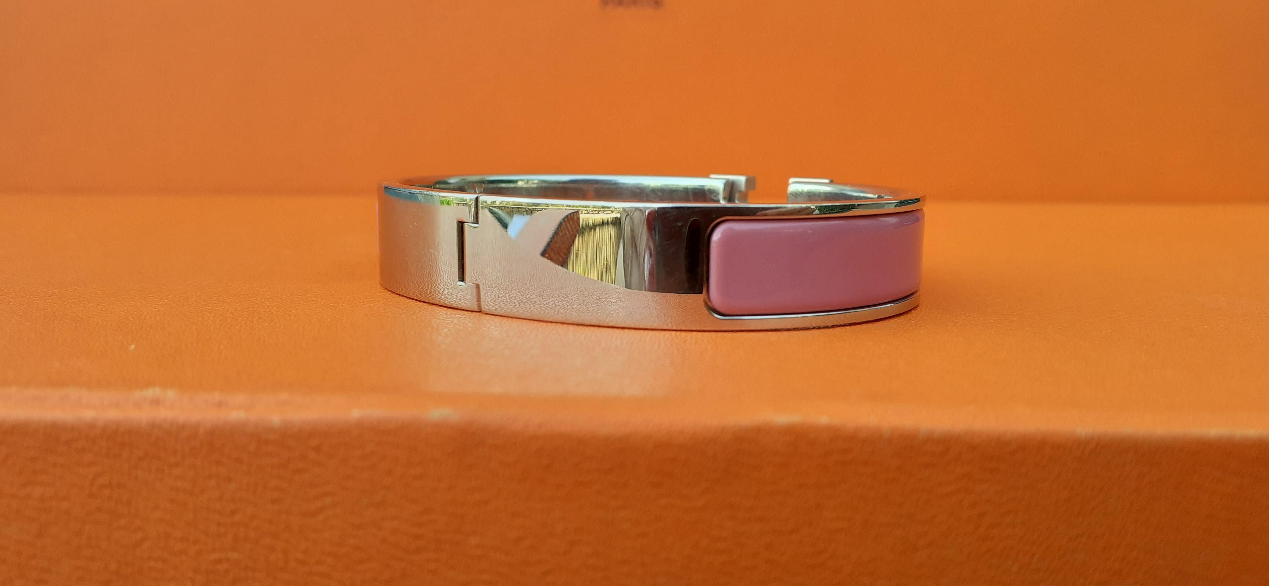 Hermès Pink Enamel Clic Clac Bracelet White Enamelled H Buckle Phw GM  en vente 4