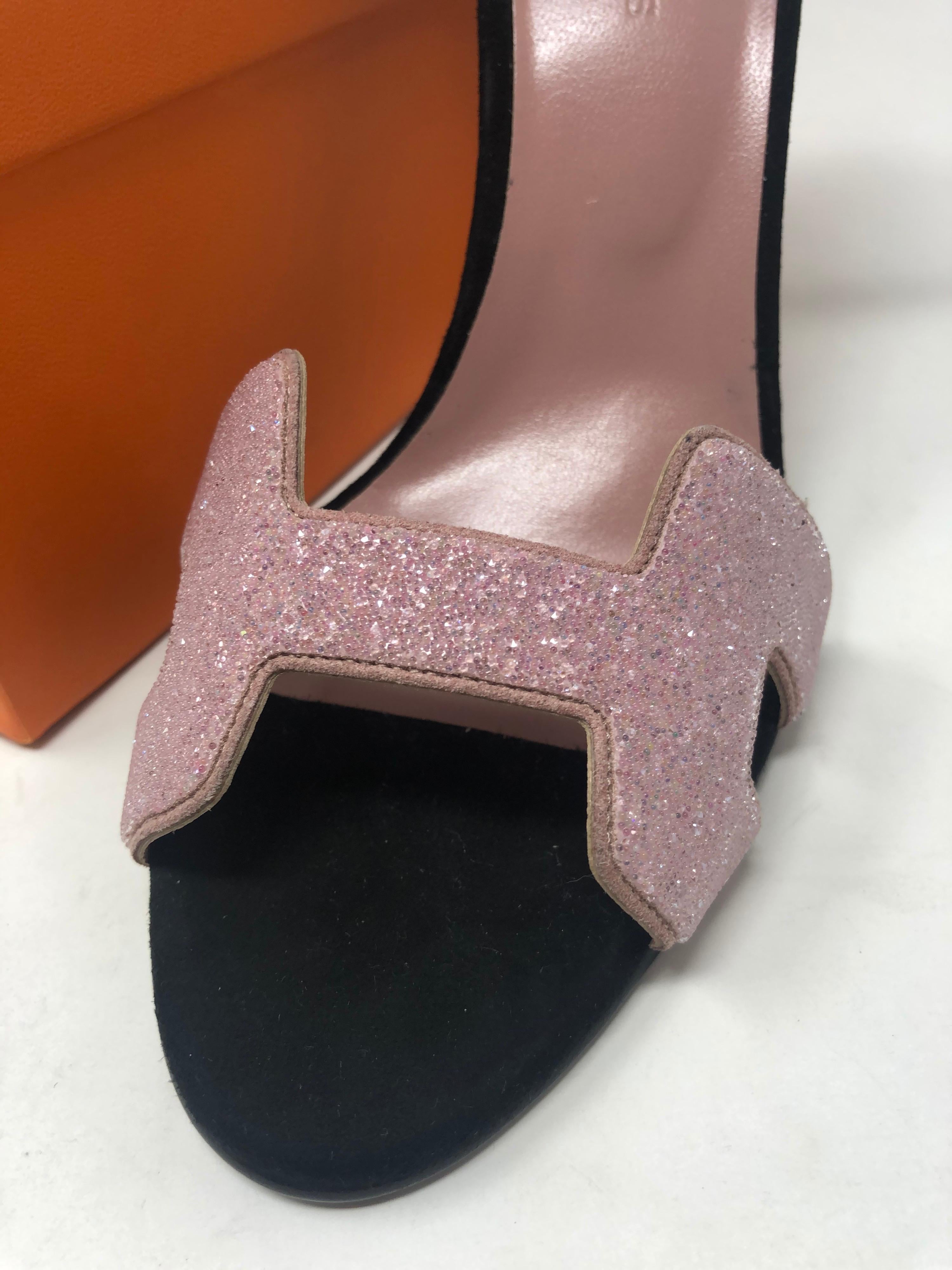 Hermès Pink Heels In New Condition In Athens, GA