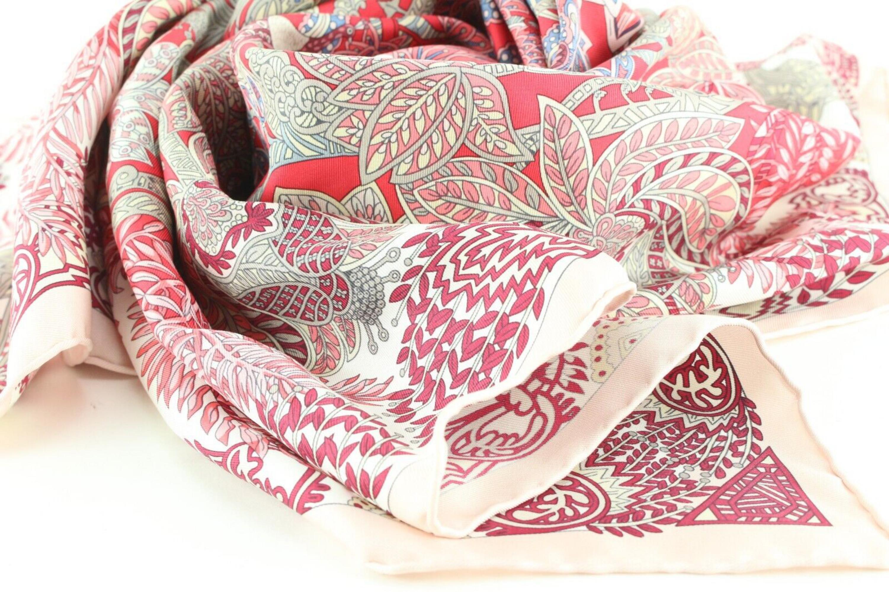 Women's Hermes Pink Red Floral Silk Scarf 2H0315C For Sale