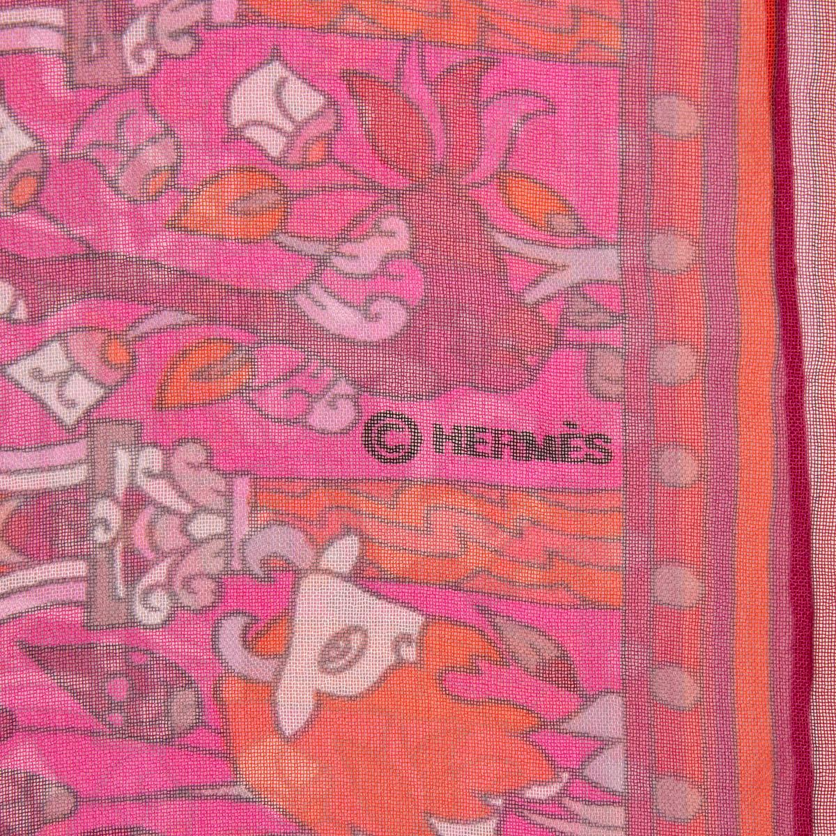 HERMES pink silk chiffon LES JARDINS D'ARMENIE OBLONGE Scarf In Excellent Condition In Zürich, CH