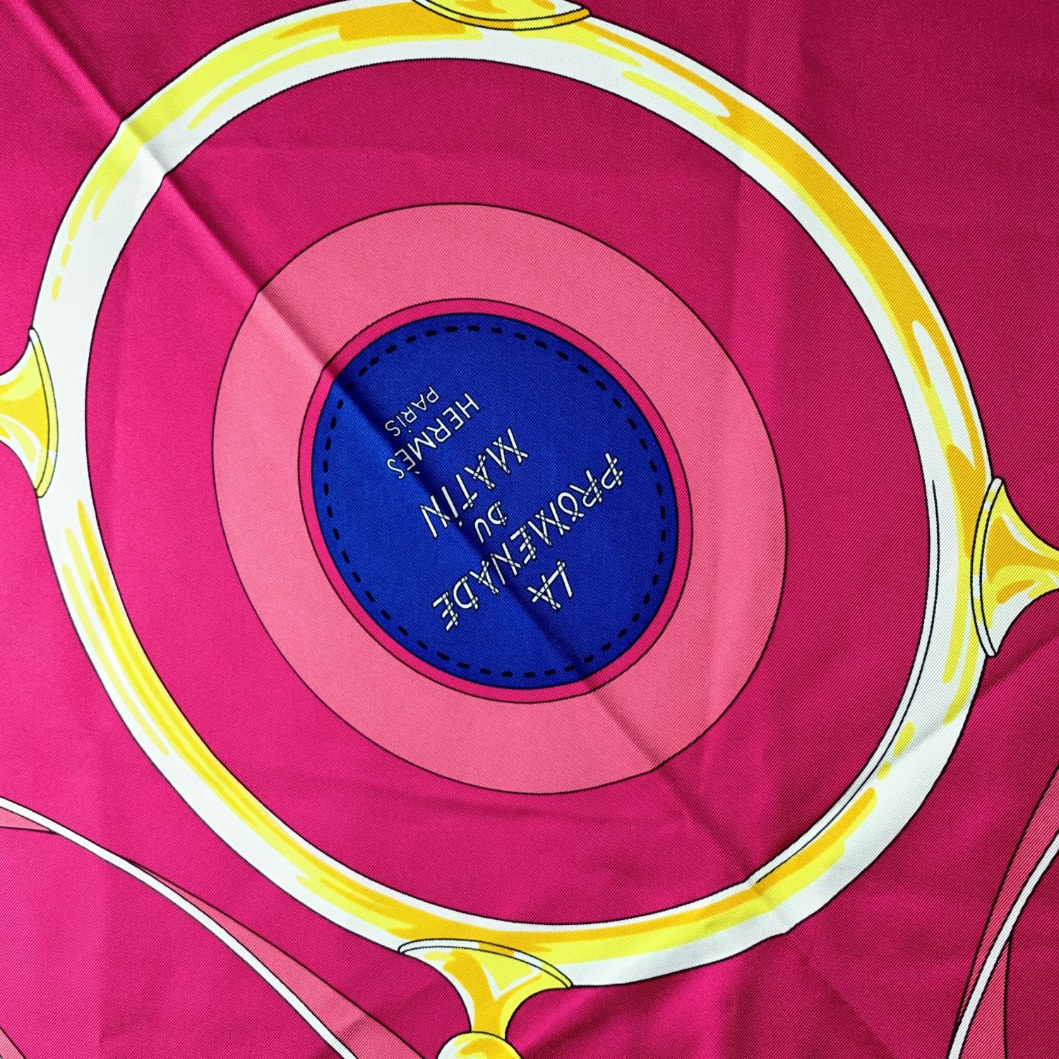 Hermes Pink Silk La Promenade du Matin Giant Triangle Scarf d'Origny In New Condition In Rome, Rome
