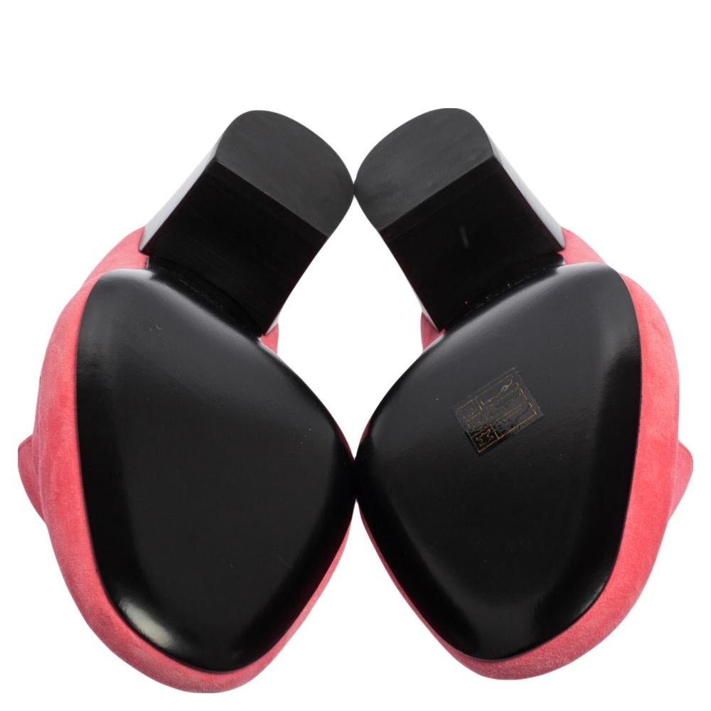 Hermes Pink Suede Paradis Block Heel Mule Sandals Size 40.5 In New Condition In Dubai, Al Qouz 2