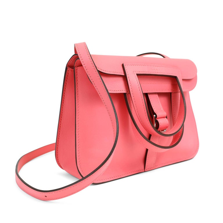 Hermès Pink Swift Leather Mini Halzan 22 In New Condition For Sale In Palm Beach, FL