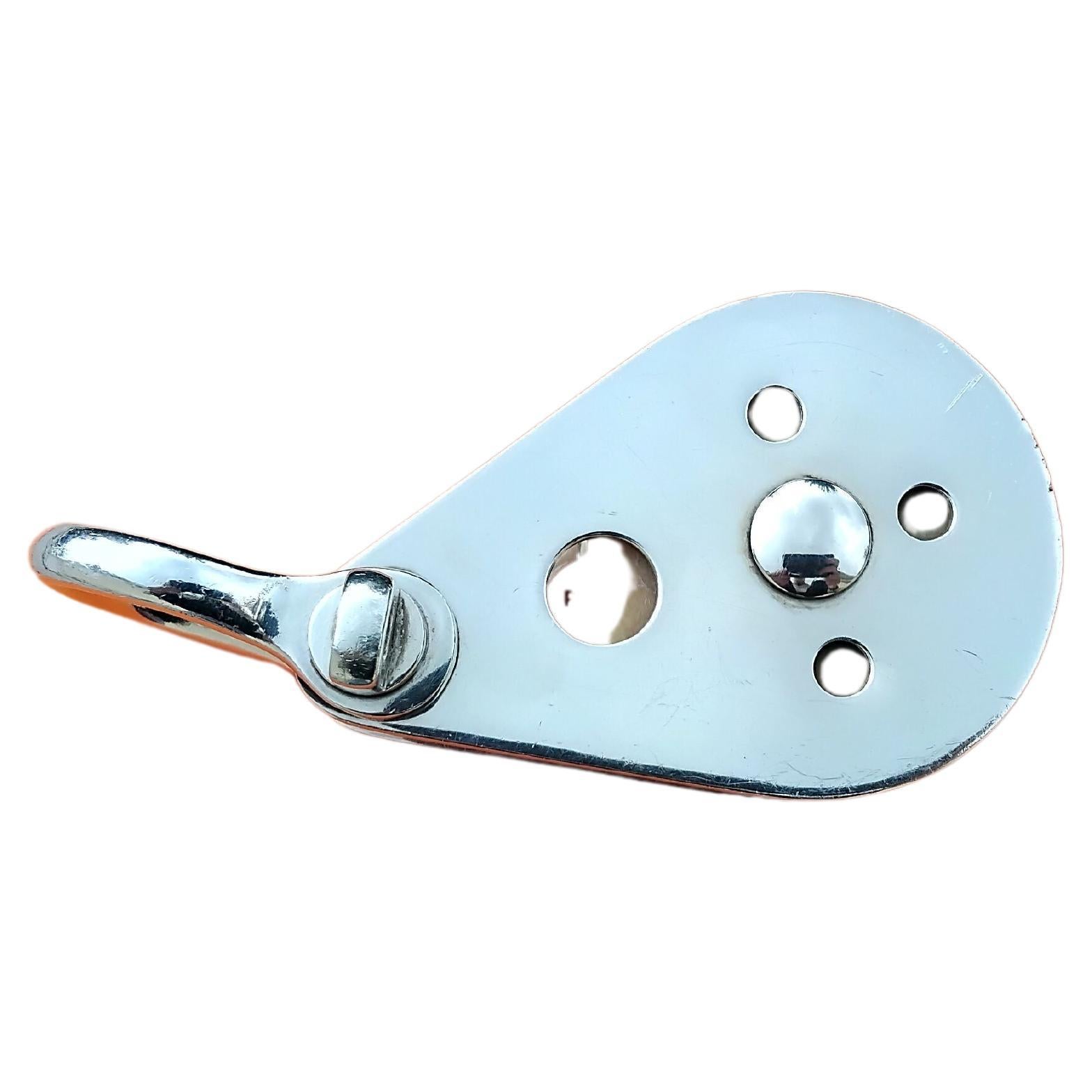 Hermès Pipe Holder Pulley Shackle Shaped Vintage in Silver Rare Navy Theme