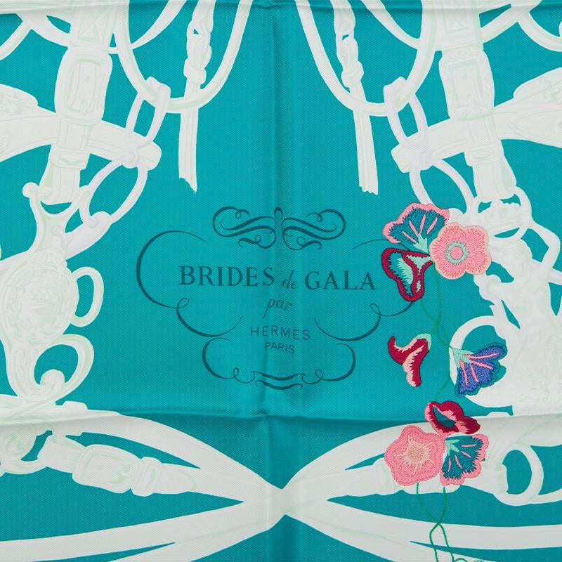 Hermes 'Brides de Fleuries' scarf by Hugo Grygkar in pale pistacho green and turquoise silk twill (100%) with details in pink. Brand new.

Width 90cm (35.1in)
Height 90cm (35.1in)