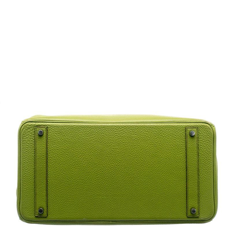 Hermes Pistacio Green Togo Leather Palladium Hardware Birkin 40 Bag In Good Condition In Dubai, Al Qouz 2