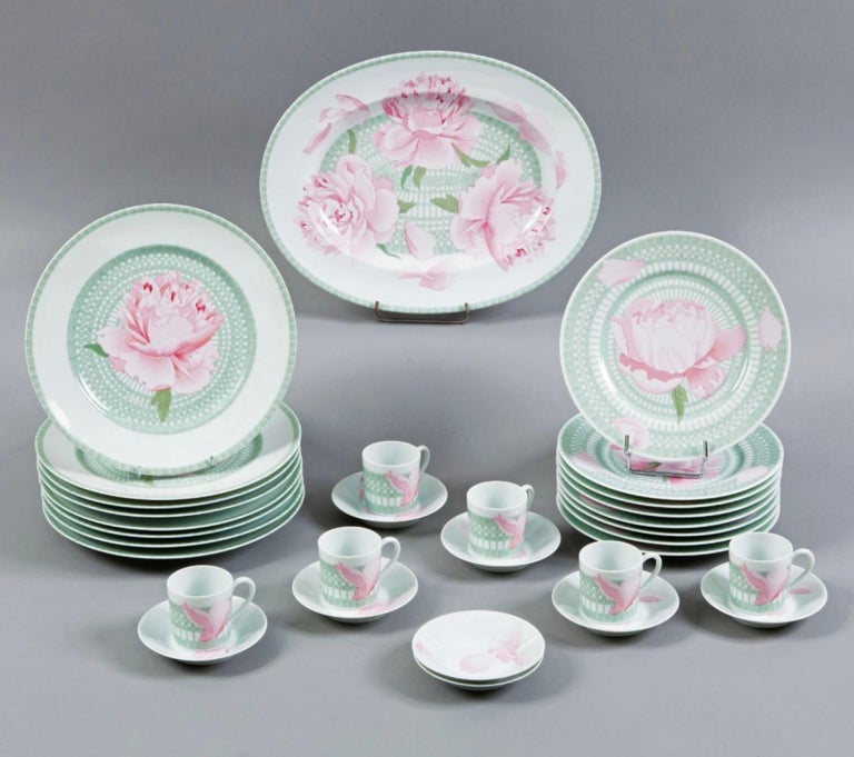 Hermès "Pivoines" Dinner Service 50 Pieces, 1984 at 1stDibs