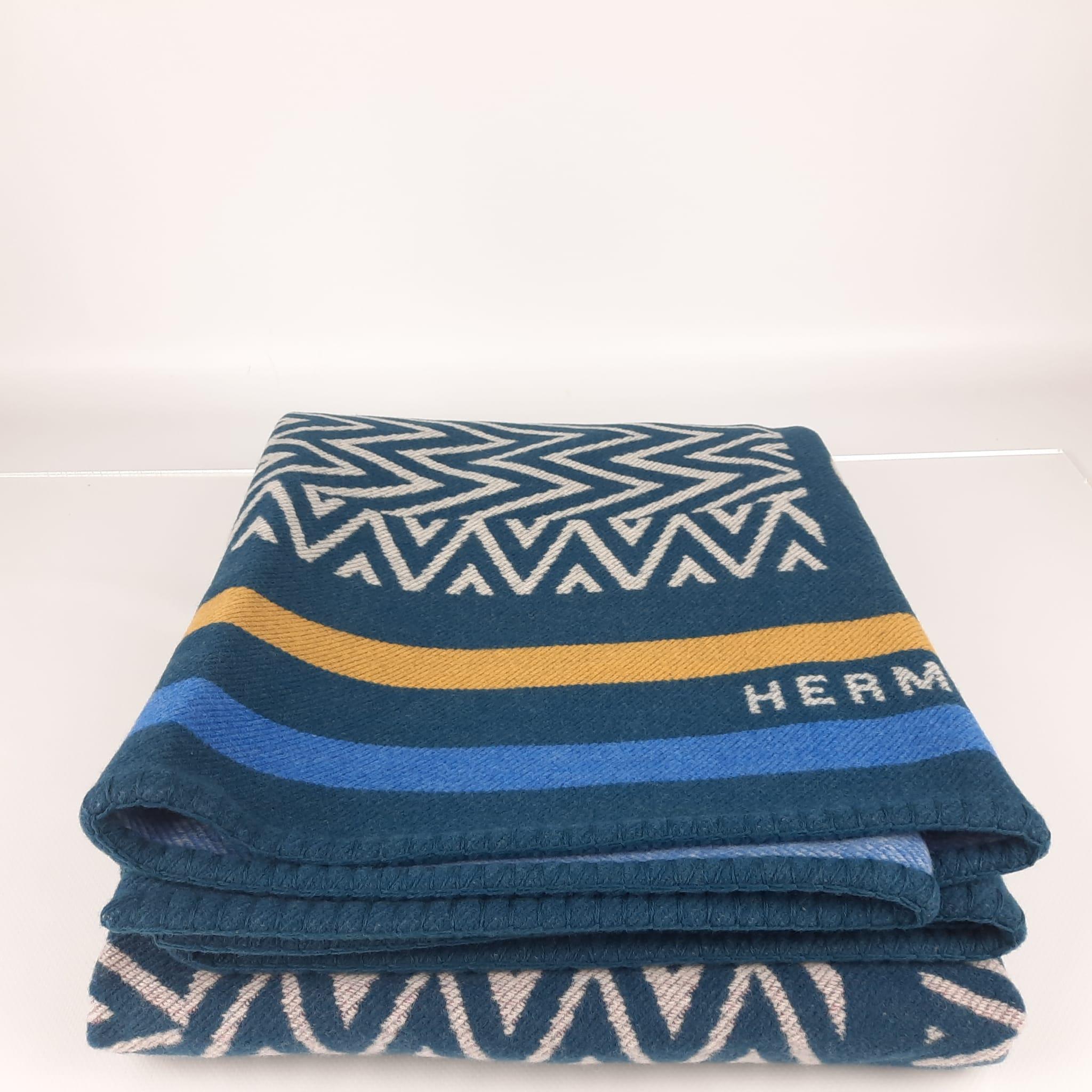 Women's or Men's Hermes Plaid Enigmatic Color Peacock Blue Merino Wool And Cashmere