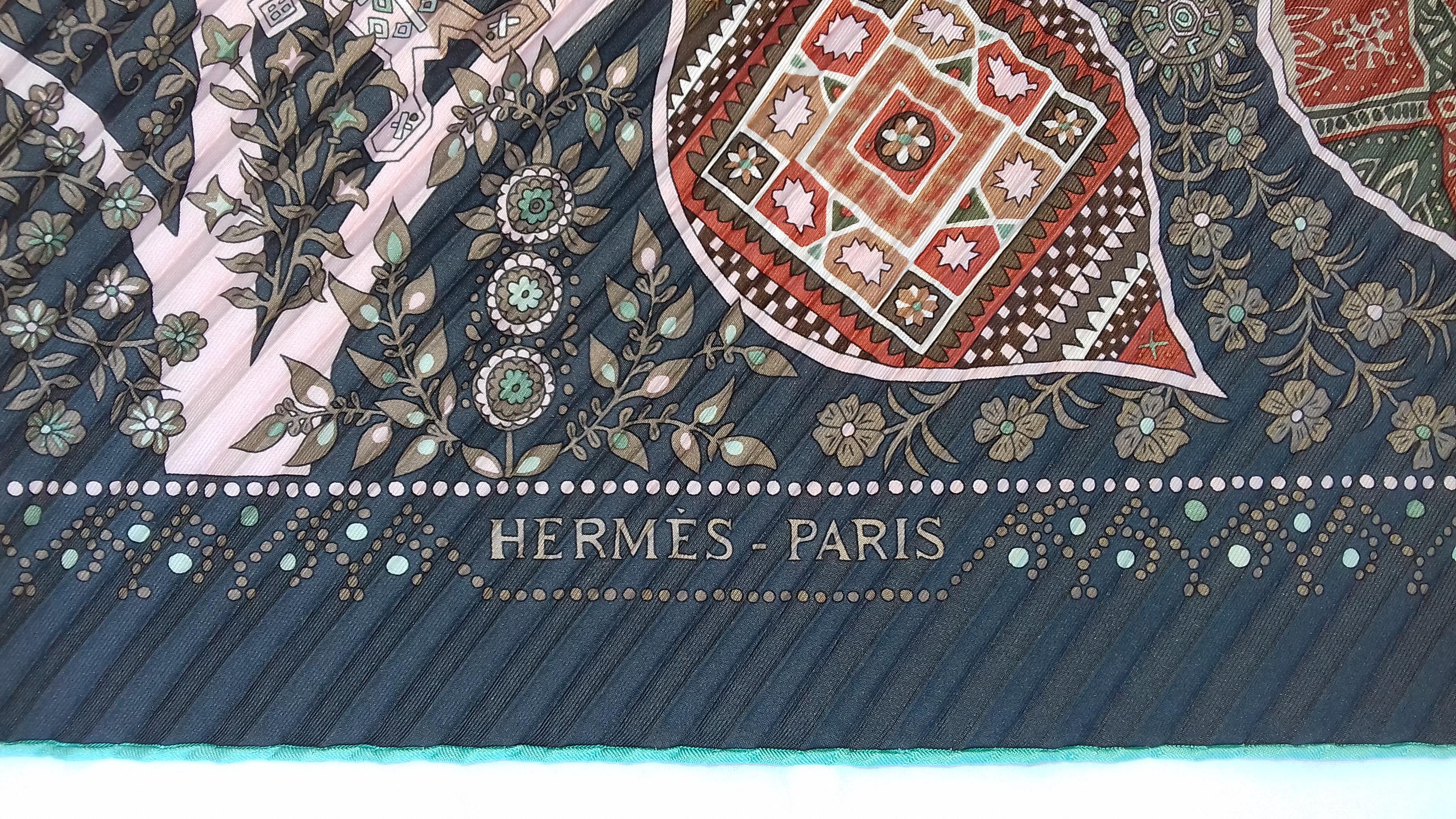 Hermès Pleated Silk Scarf Carré LArbre de Vie Christine Henry 2011 For Sale 9