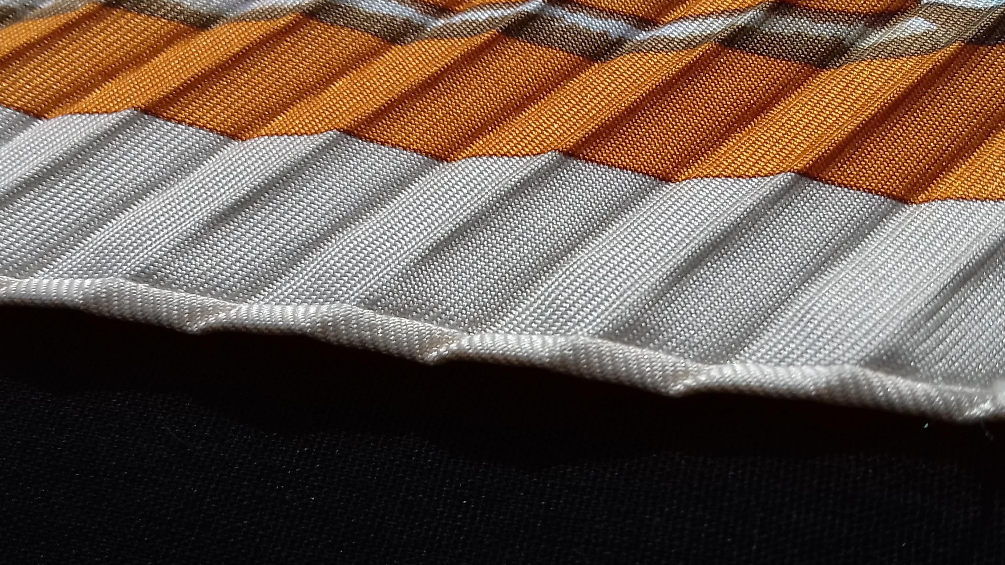 Hermès Pleated Silk Scarf Vol Amoureux des Azures Toutsy Butterflies 90 cm 7