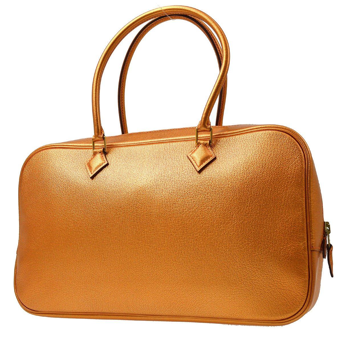 Pre-Owned Vintage Condition
From 2006 Collection
Chevre Coromandel Leather
Gold Hardware 
Measures 11