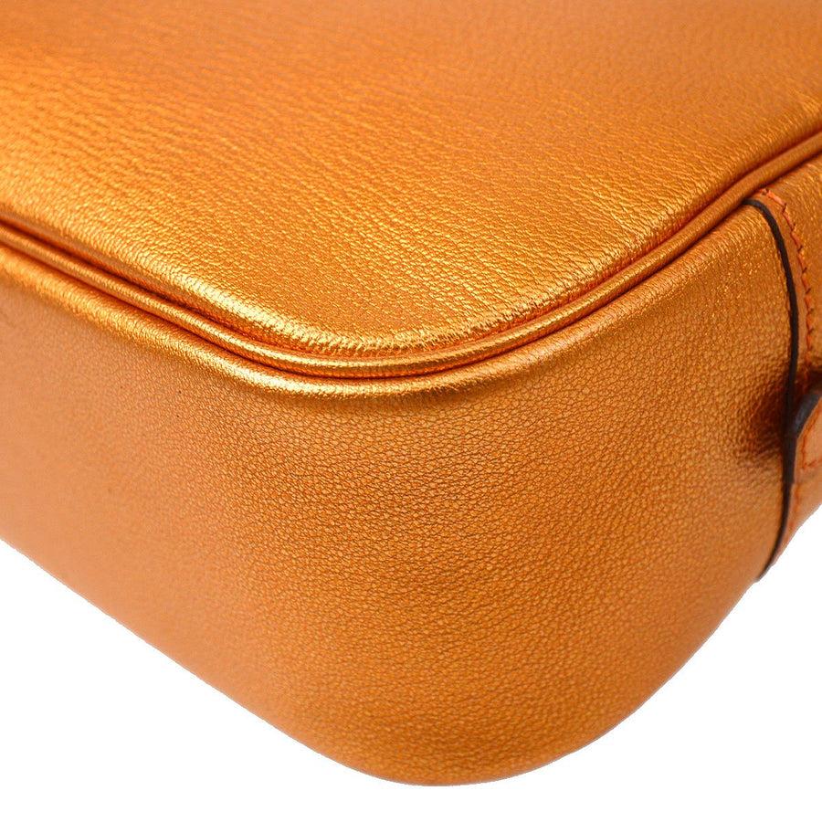 HERMES Plume 28 Orange Metallic Chevre Leather Gold  Top Handle Satchel Bag In Good Condition In Chicago, IL