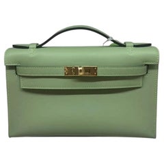 Hermès Pochette Kelly Clutch Special Order Green Criquette and Bamboo green NEW