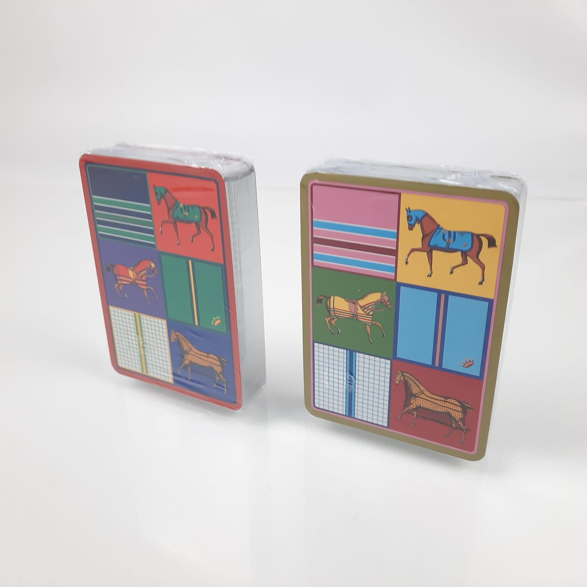 Set of 2 poker decks of 55 cards, silver edges
