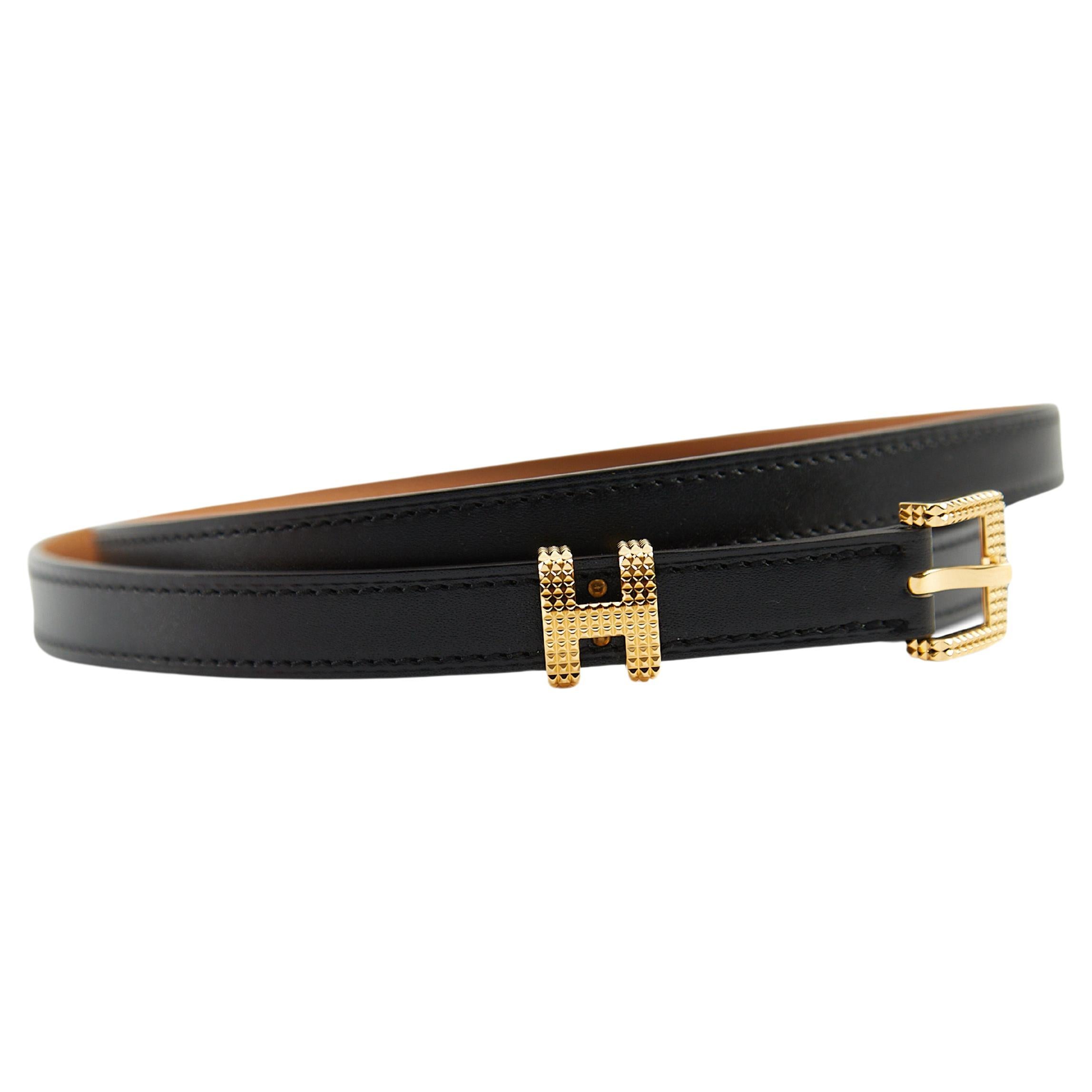 HERMÈS POP H GUILLOCHEE BELT 85 Black Box Leather with Gold Hardware For Sale