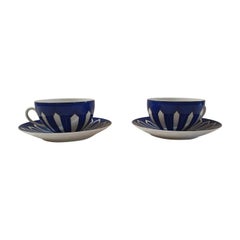 Paire de tasses à déjeuner "Bleus d'Ailleurs" en porcelaine Hermès:: France:: moderne