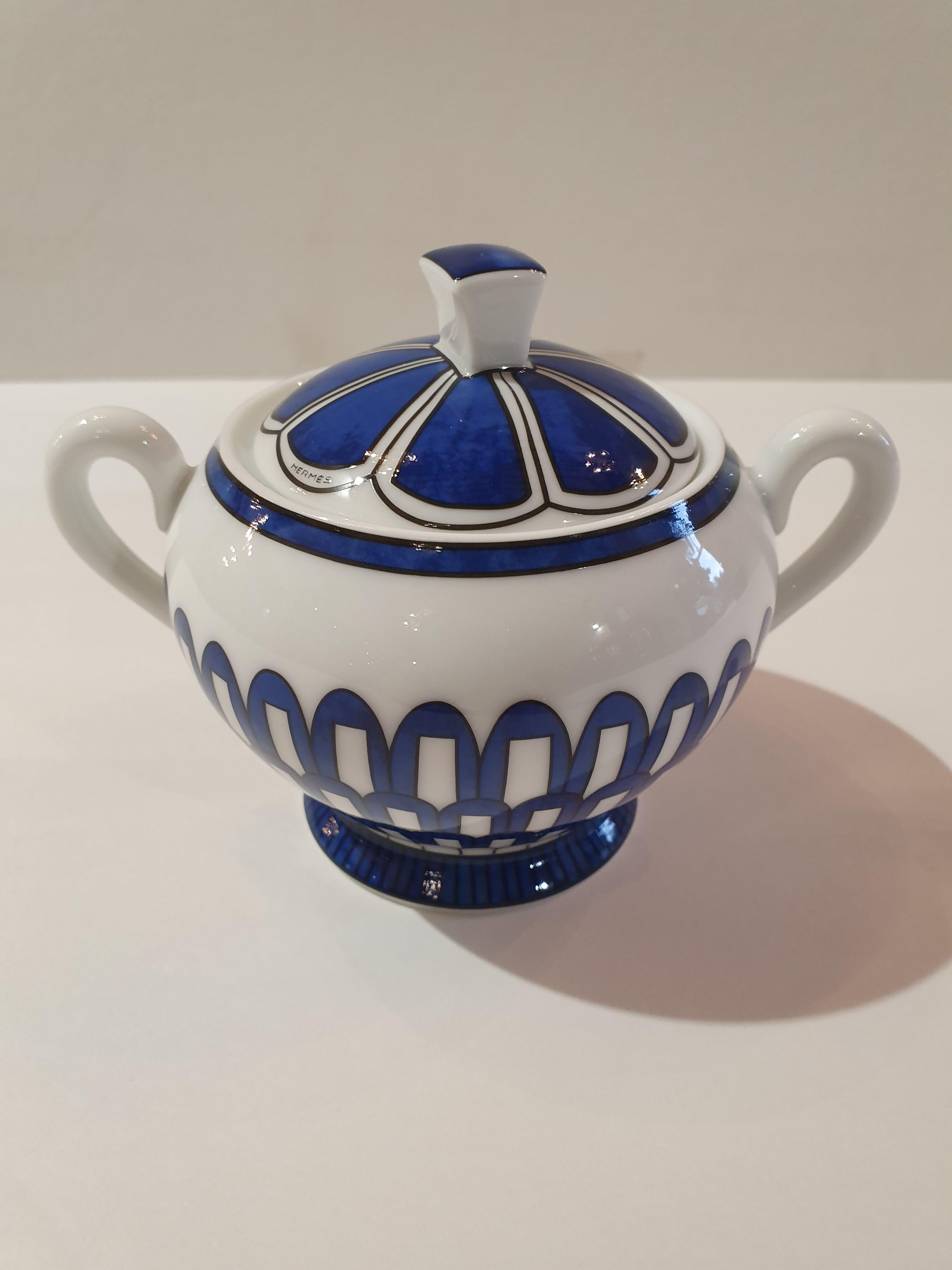 modern sugar bowl