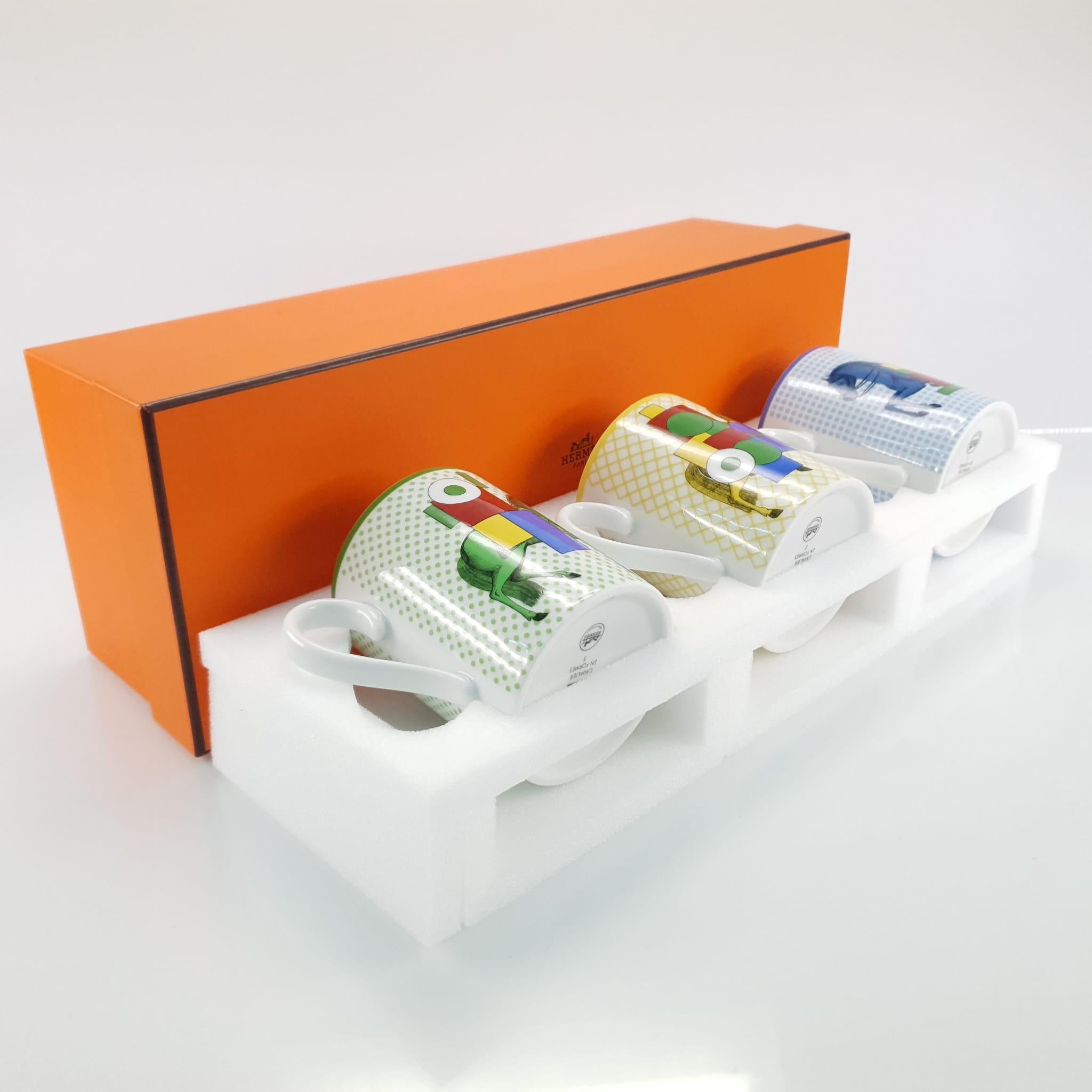 Hermès Porcelain Cavalier en Formes set of 3 mugs For Sale 2