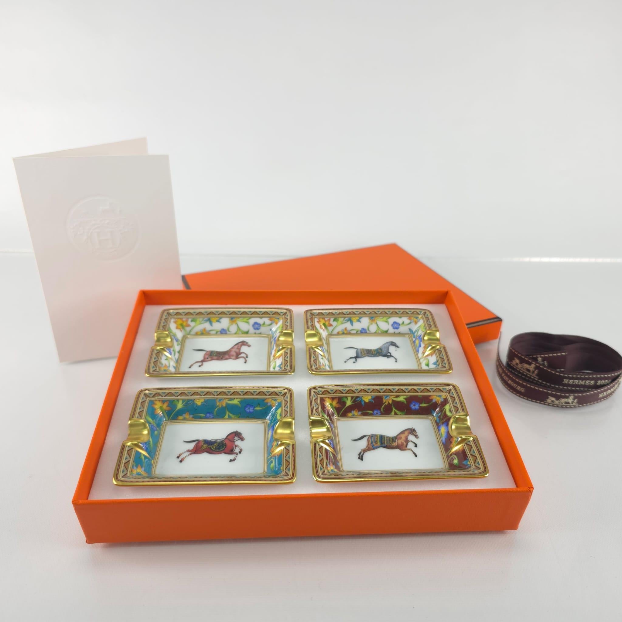 Hermès  Porcelain Cheval d’Orient set of 4 mini ashtrays 3