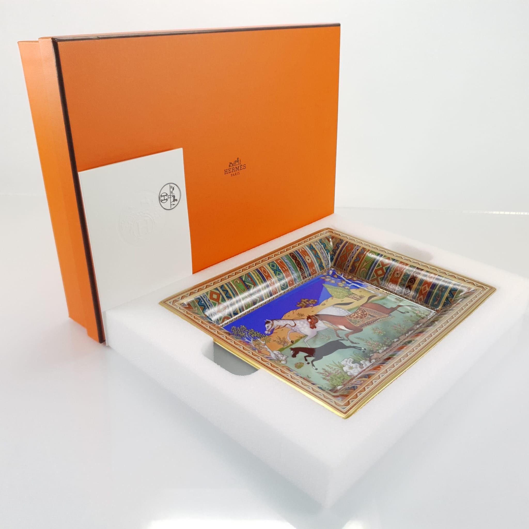 Hermès Porcelain Cheval D”orient tray, small model For Sale 2