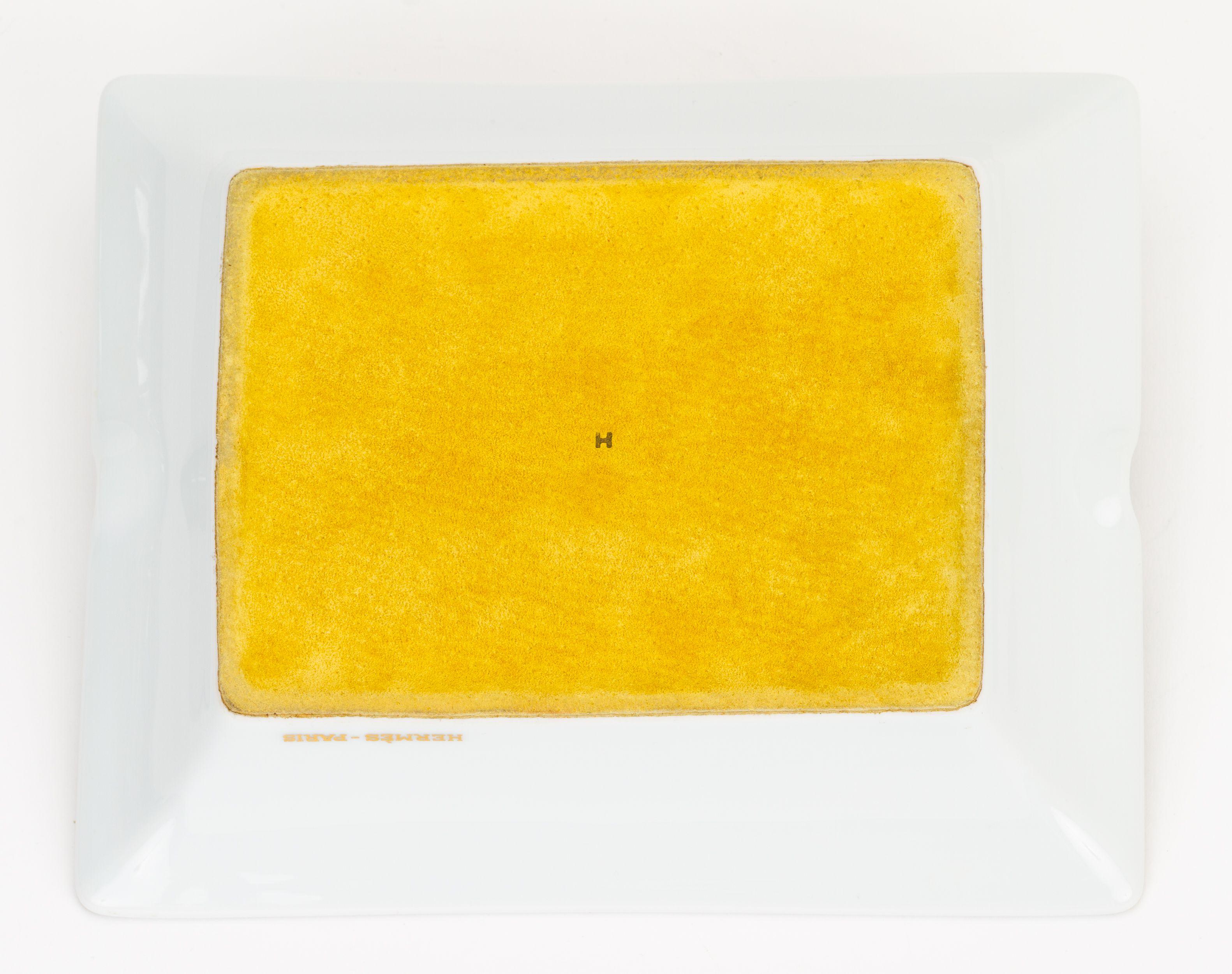 Hermès Porzellan Pferd Aschenbecher Weißgold für Damen oder Herren im Angebot