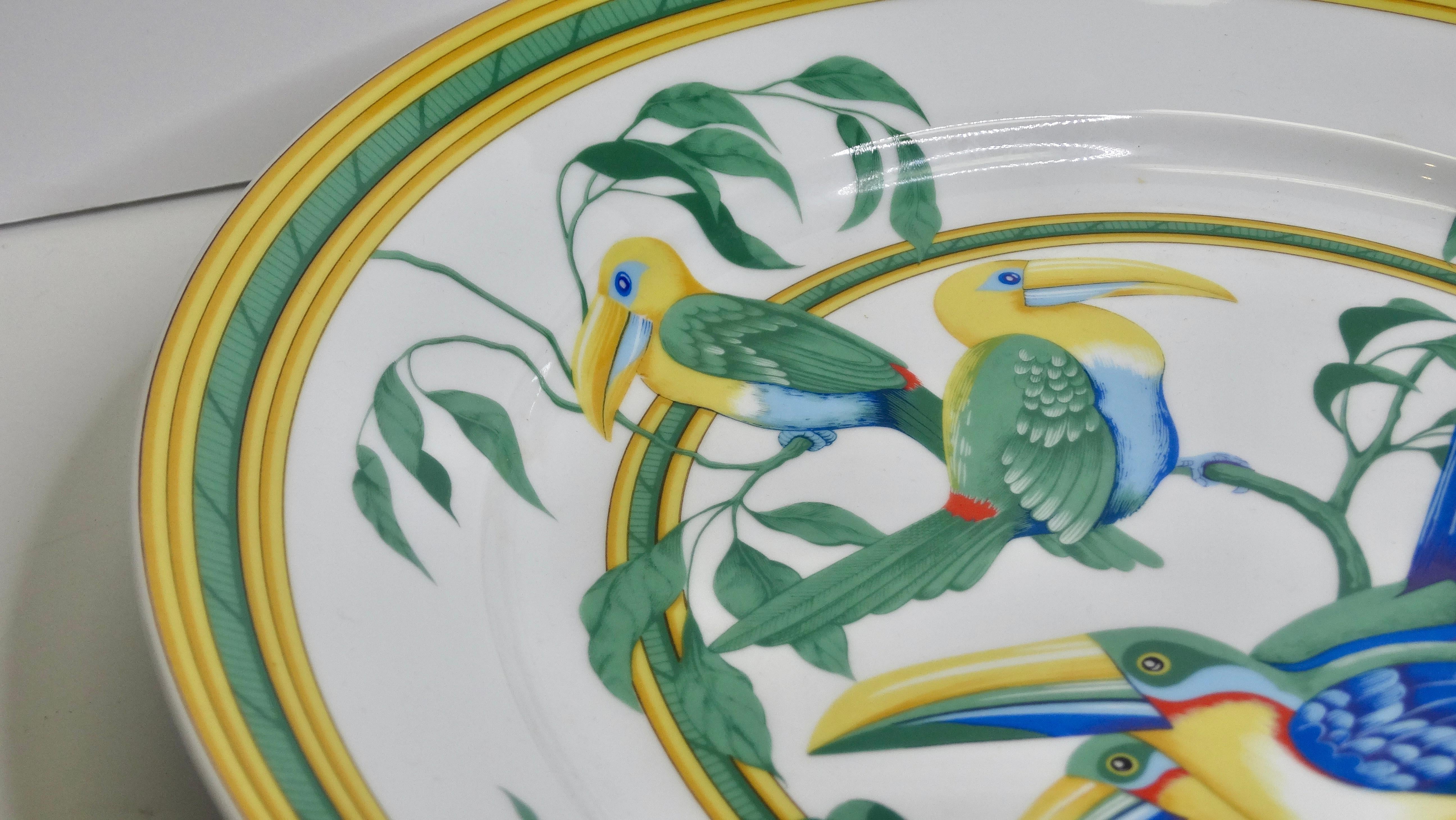 Hermes Porcelain Toucan Plate In Excellent Condition For Sale In Scottsdale, AZ