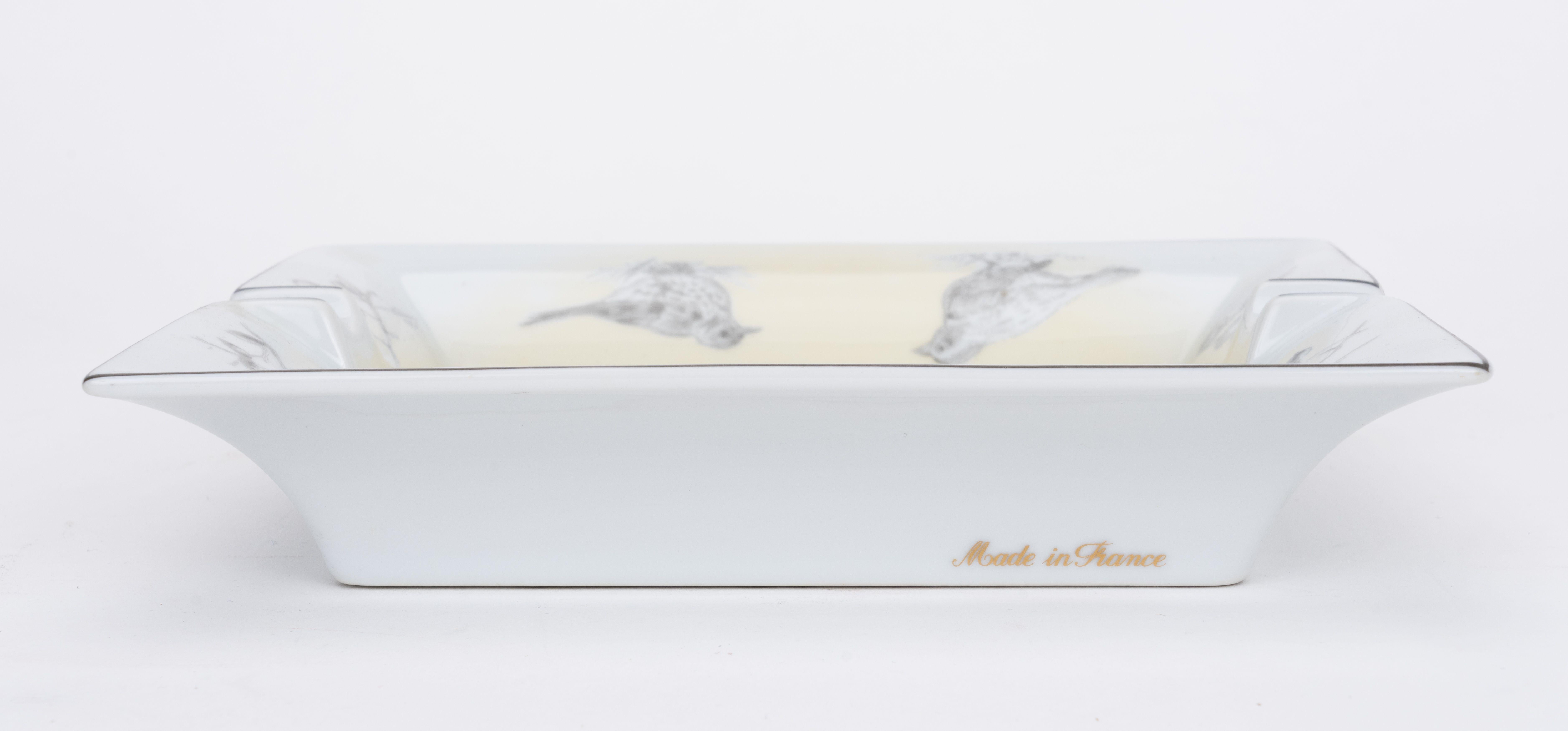 Hermès Porcelain Wild Birds Ashtray In Excellent Condition For Sale In West Hollywood, CA