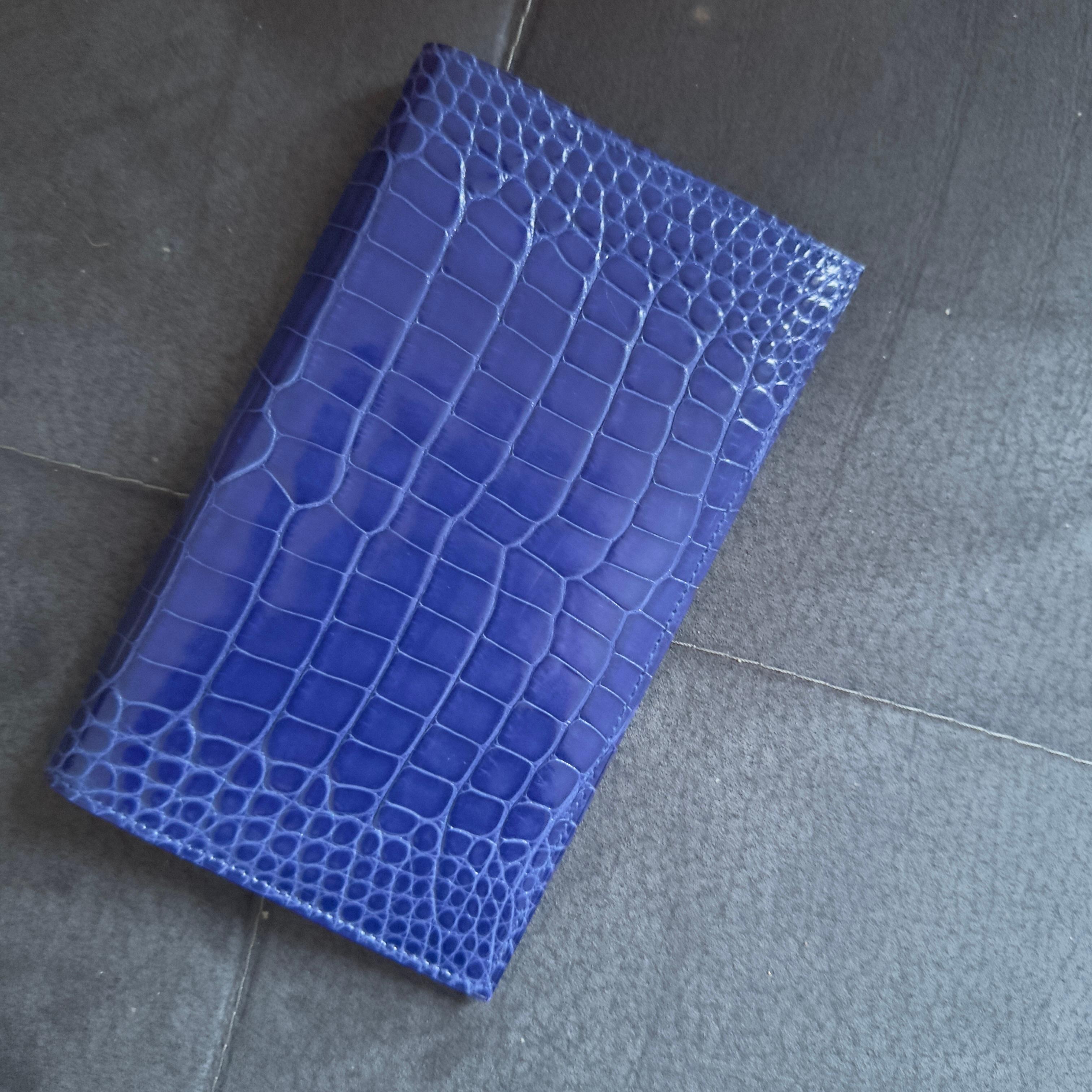 Hermès Alligator Agenda Holder Bleu Saphir, New with Box - Rare In New Condition In Basaluzzo, IT