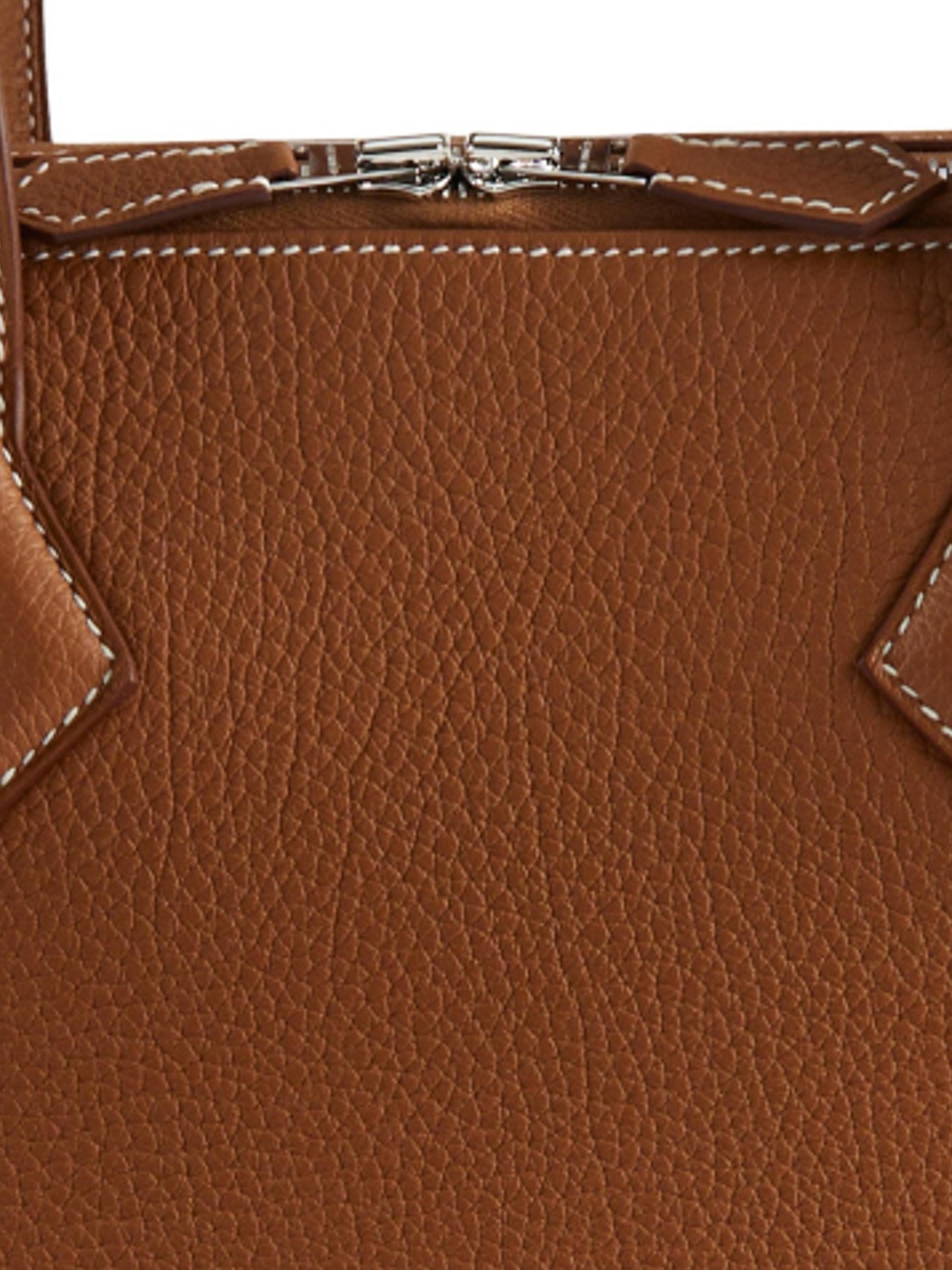 HERMÈS PORTE-DOCUMENTS VICTORIA GOLD Togo Leather with Palladium Hardware In Excellent Condition For Sale In London, GB
