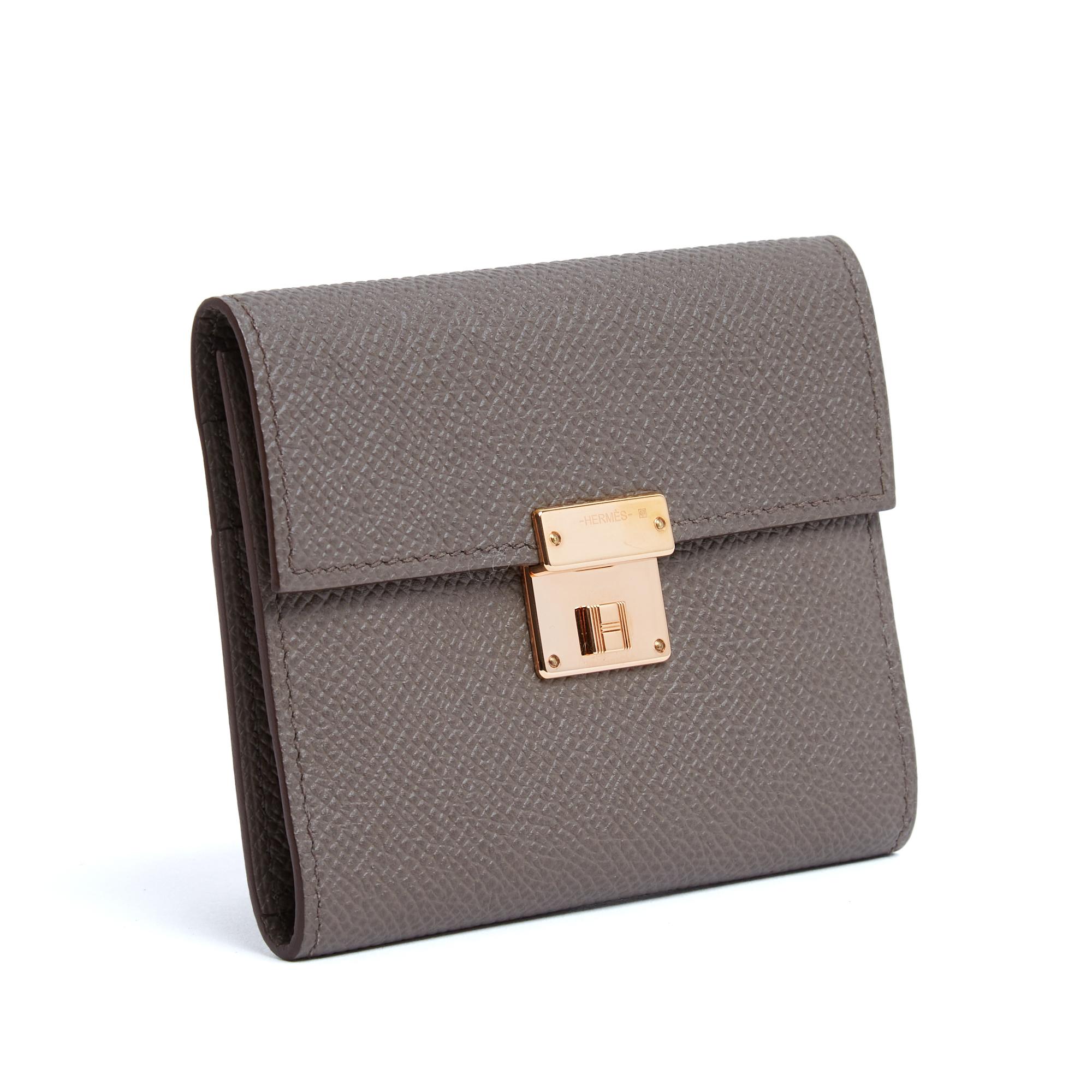 Hermès card holder wallet model Clic in taupe-colored Madame leather (or 