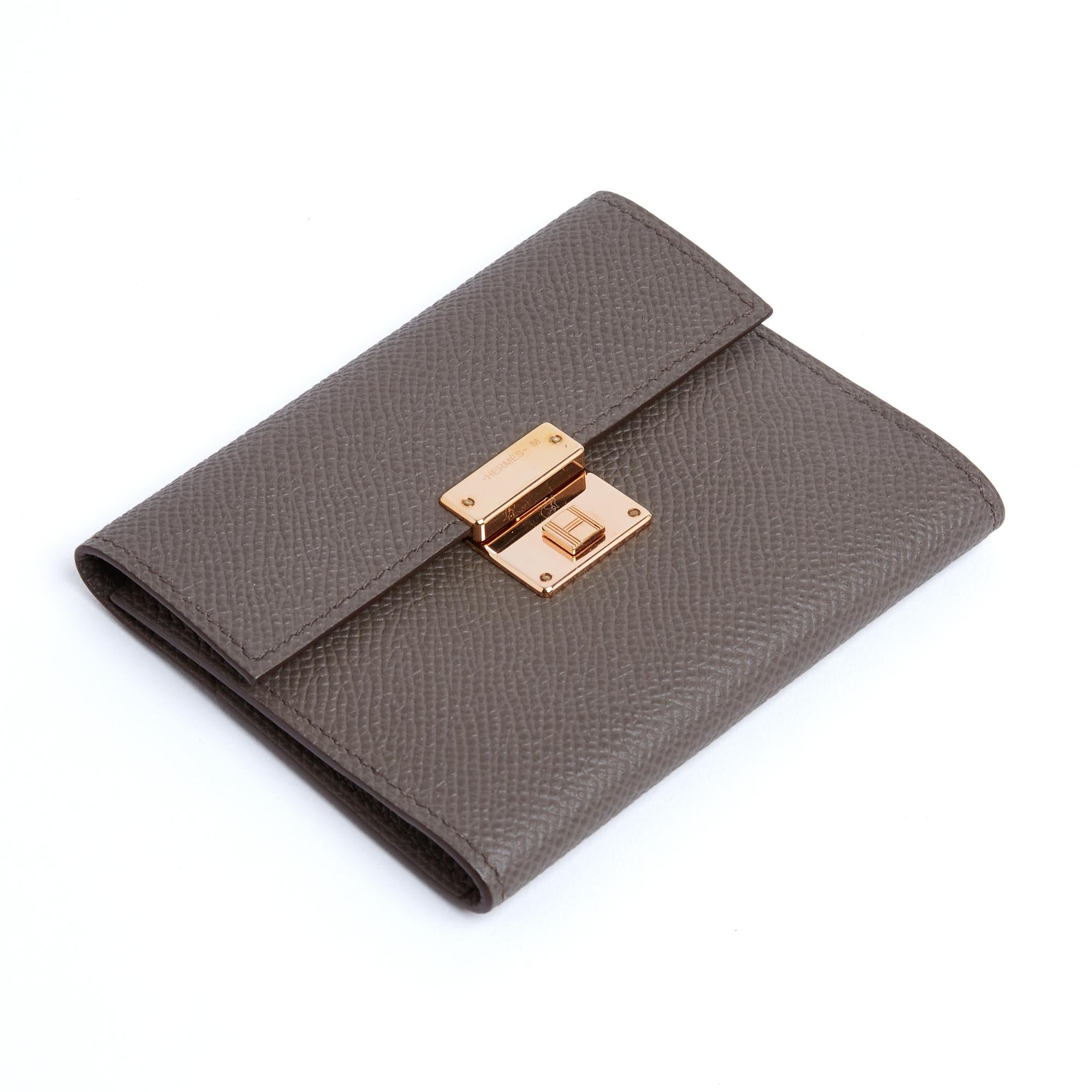 Hermès Portefeuille Cartes Clic Mini Etoupe Leather Wallet Card Holder Hermes In Excellent Condition For Sale In PARIS, FR