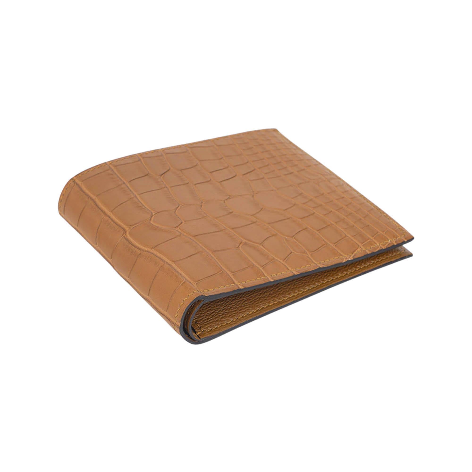 Hermes Portefeuille MC2 Copernic Matte Kraft Alligator Brieftasche im Angebot 4