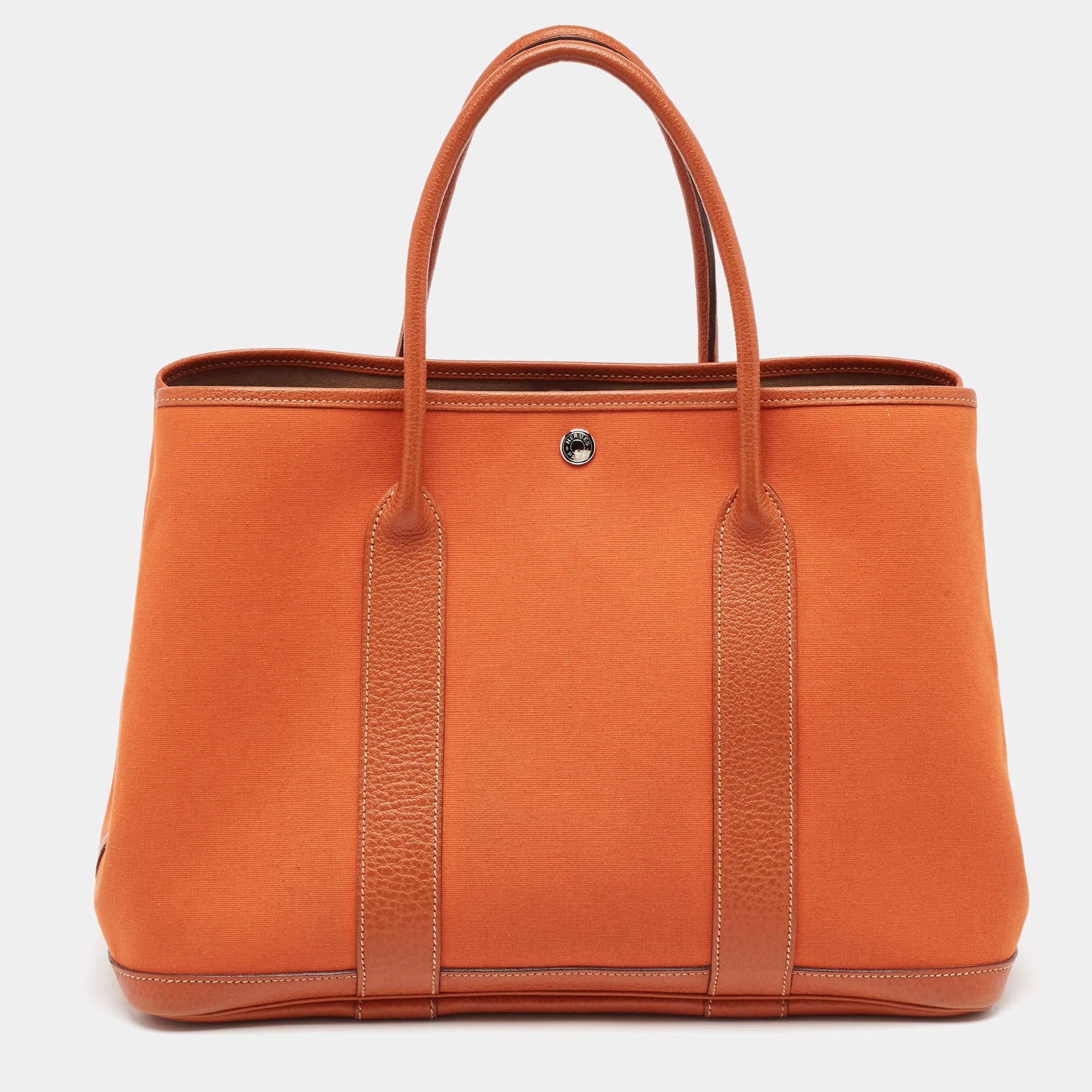 Hermes Potiron Toile and Negonda Leather Garden Party 36 Bag In Good Condition For Sale In Dubai, Al Qouz 2