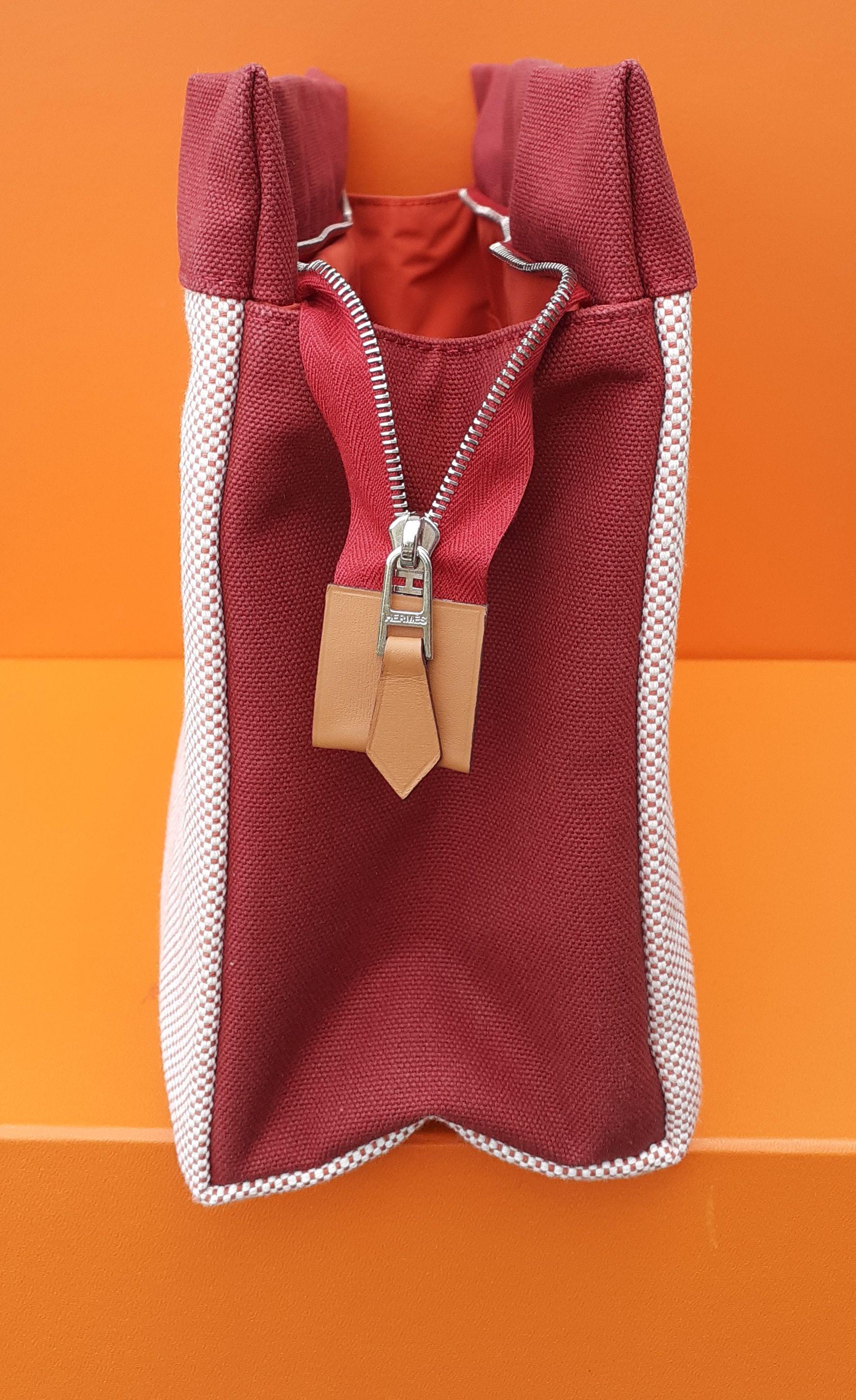 Grigio Marsupio Hermès Trousse Jimetou Colonnes in cotone GM in vendita