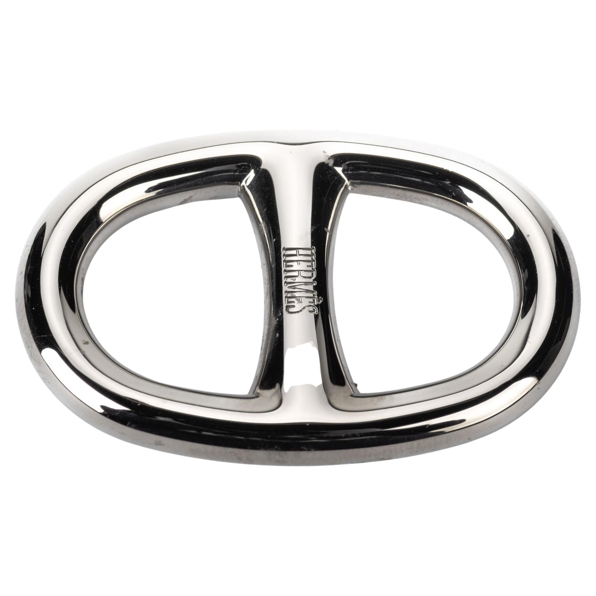 Hermès ruthenium scarf ring. Excellent condition. Comes with original box .