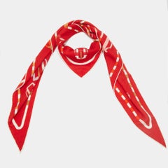 Hermès Printed Cashmere Blend Bouclerie Moderne en Casaques Giant Triangle Scarf