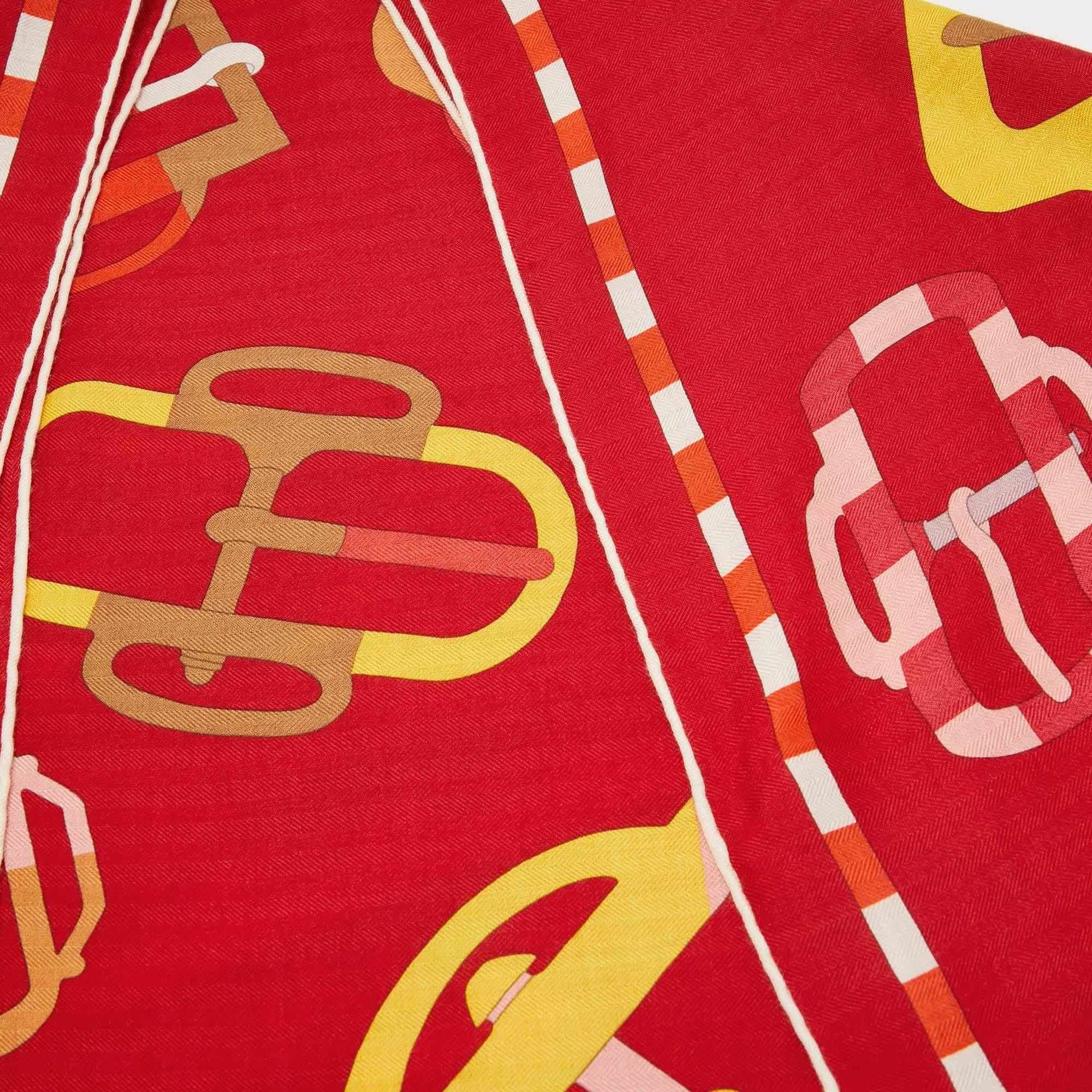 Hermès Printed Cashmere Blend Bouclerie Moderne en Casaques Giant Triangle Scarf In Excellent Condition In Dubai, Al Qouz 2