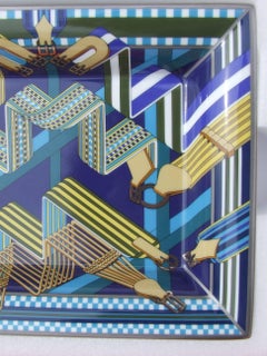 Hermes Printed Porcelain Change Tray Vide-poches 3H Sangles en Zigzag Outremer