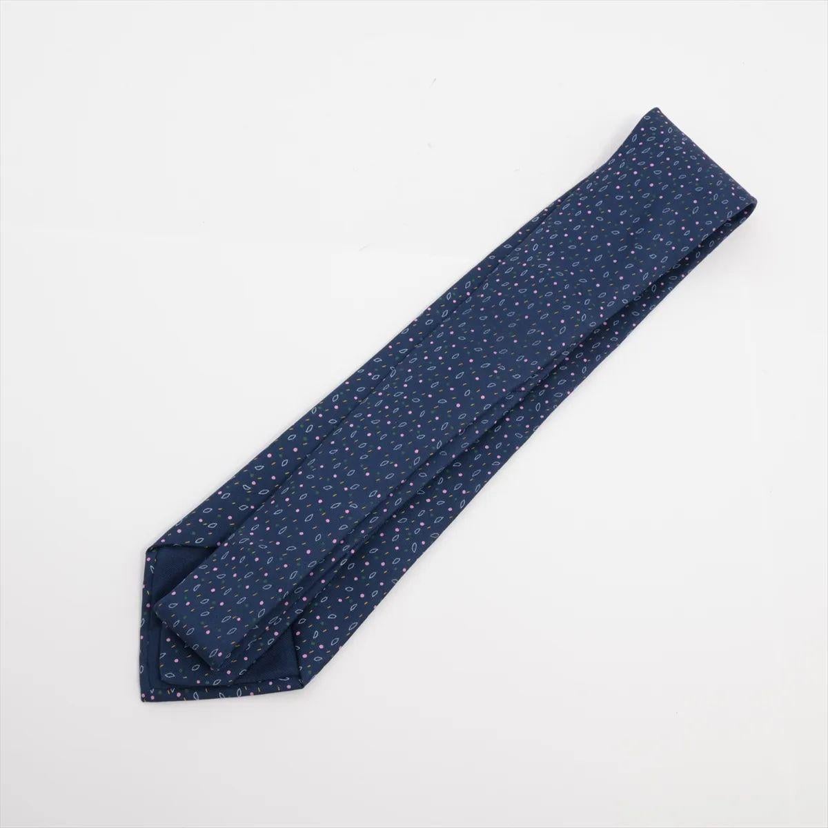 Hermès Printed Silk Necktie Navy Blue In Good Condition For Sale In Humacao, PR
