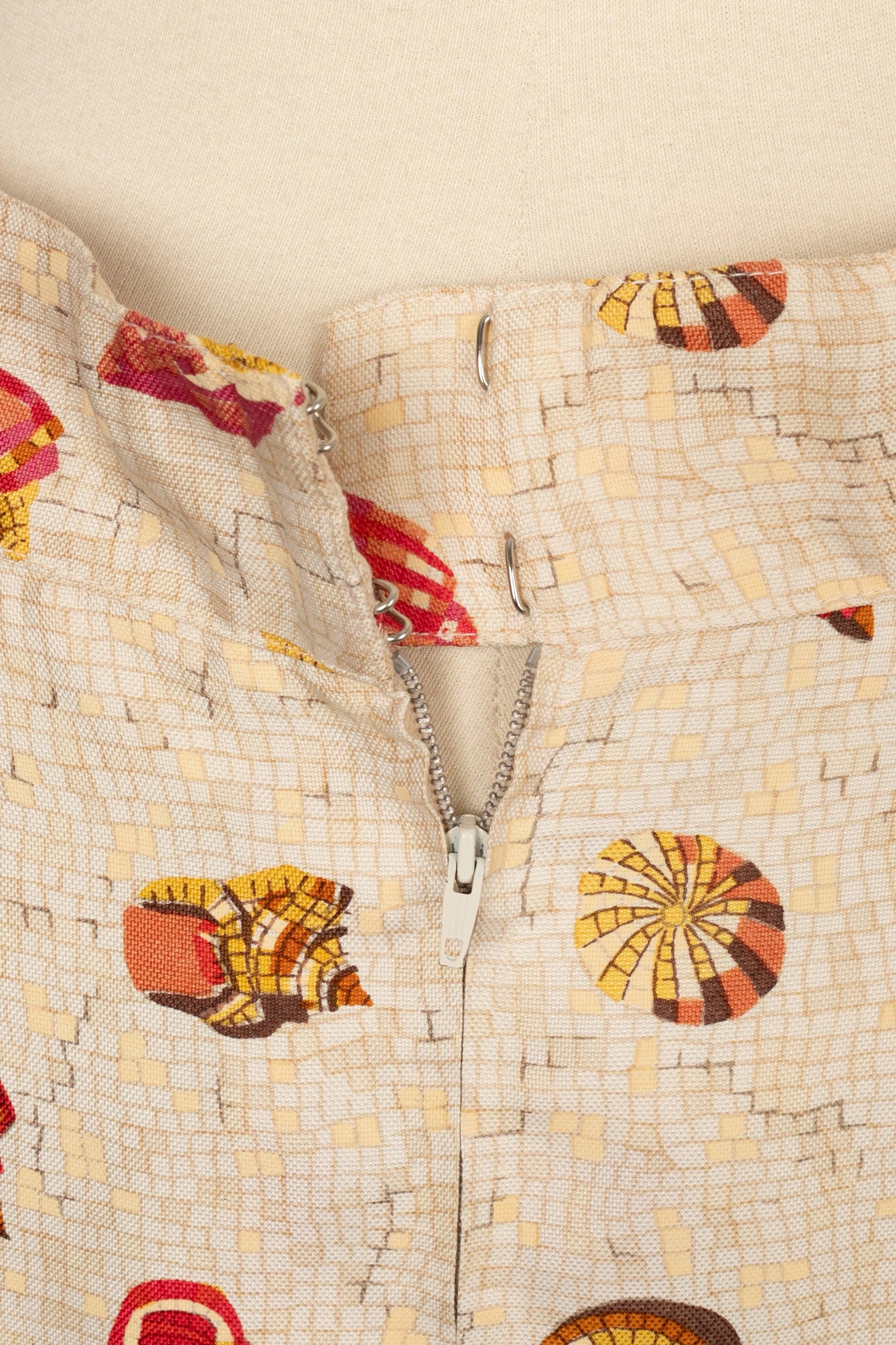 Ensemble chemise et jupe en soie imprimée Hermès en vente 3