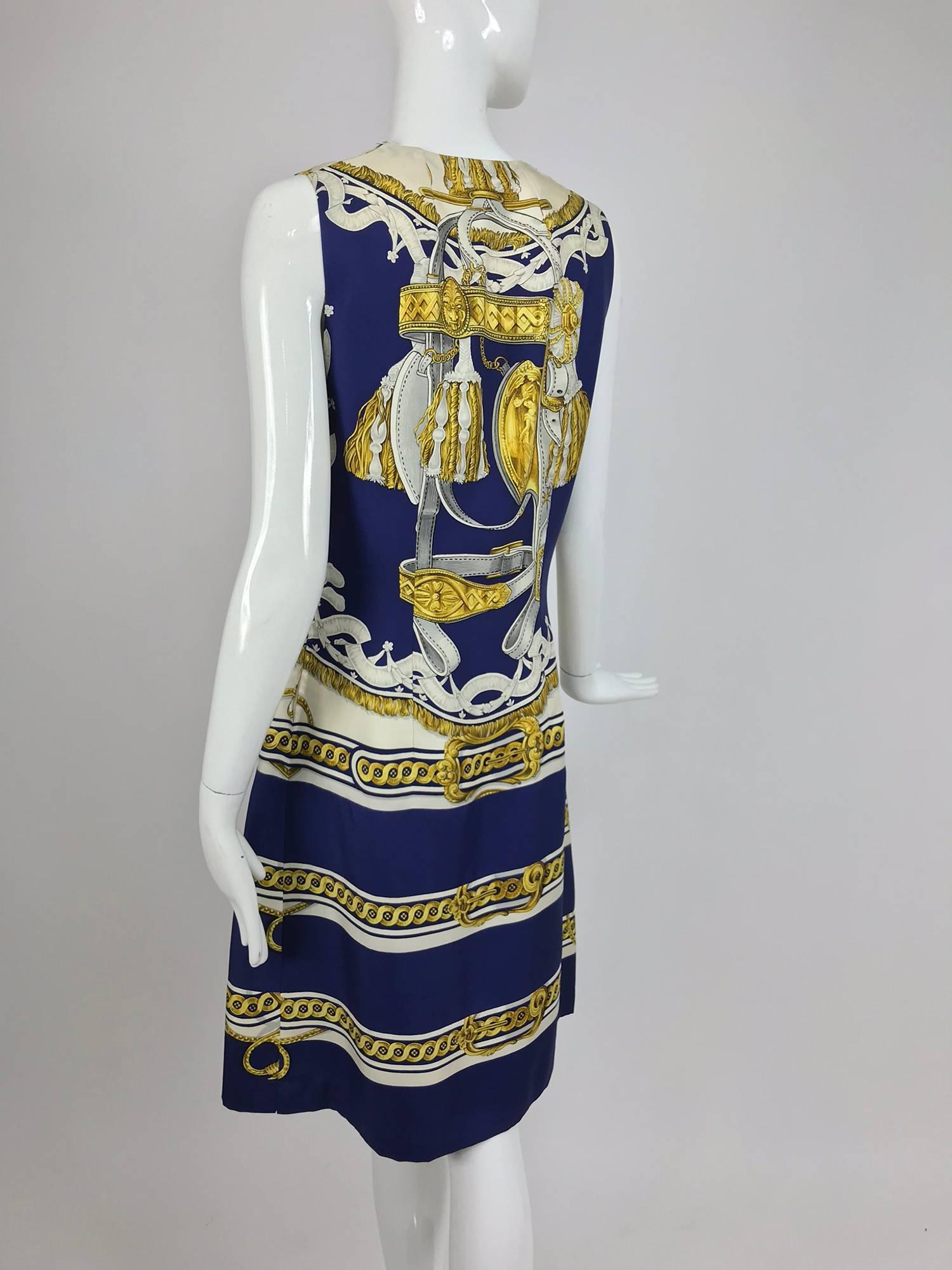 Black Hermes printed silk twill sheath dress 1970s 42 For Sale