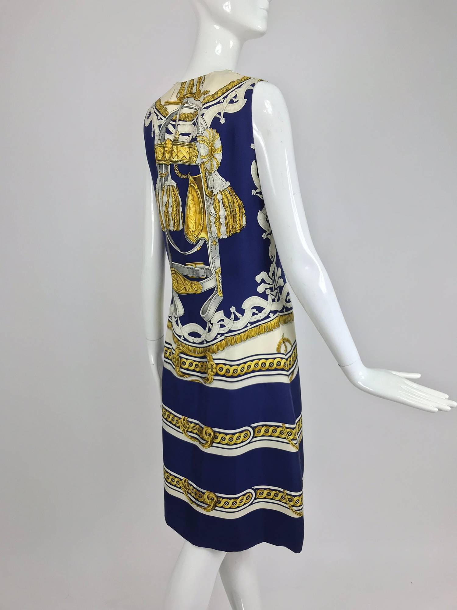 Women's Hermes printed silk twill sheath dress 1970s 42 For Sale