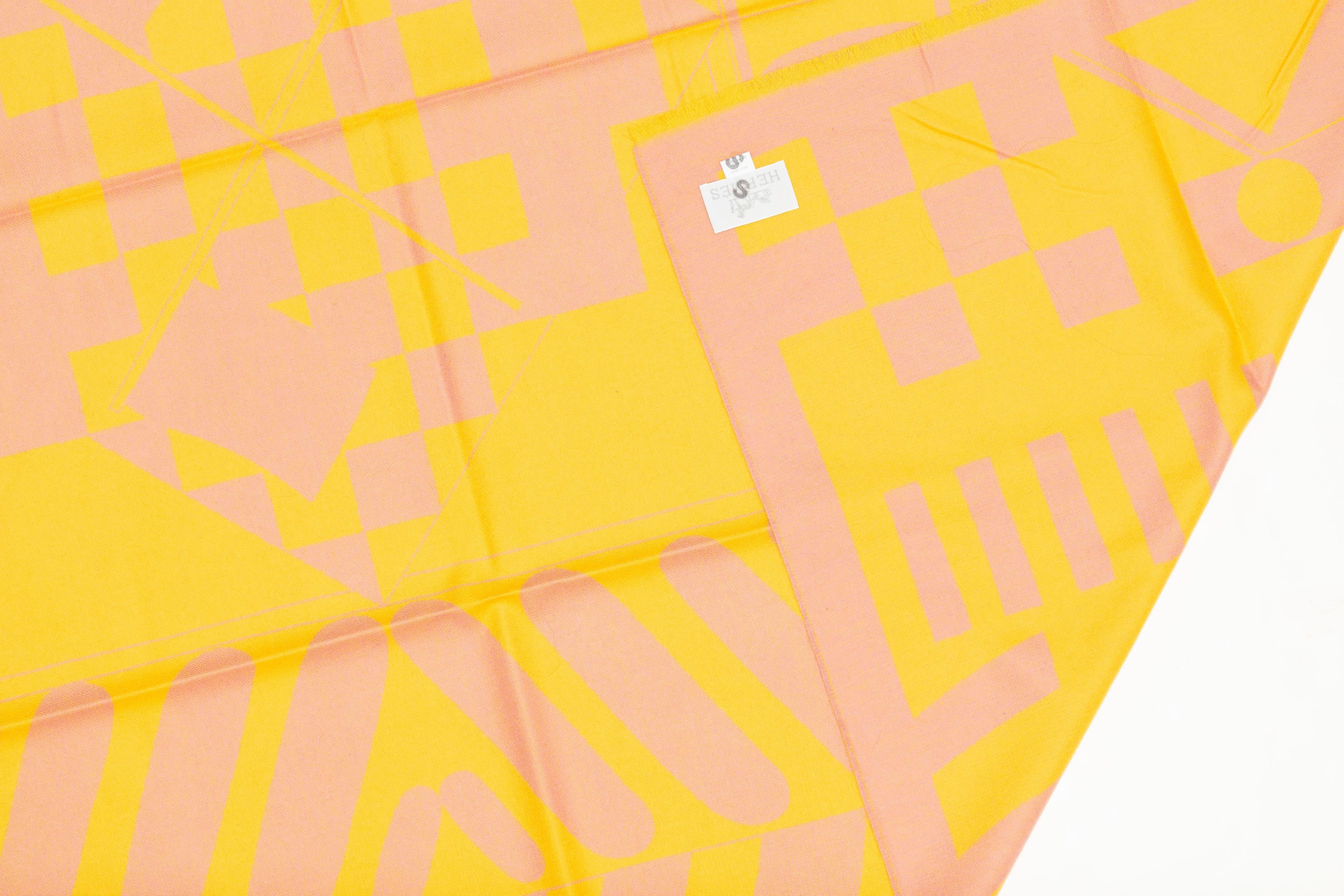 Hermes  Promenade Au Faubourg - Coperta a quadri - con frange giallo salmone - &New in vendita 10