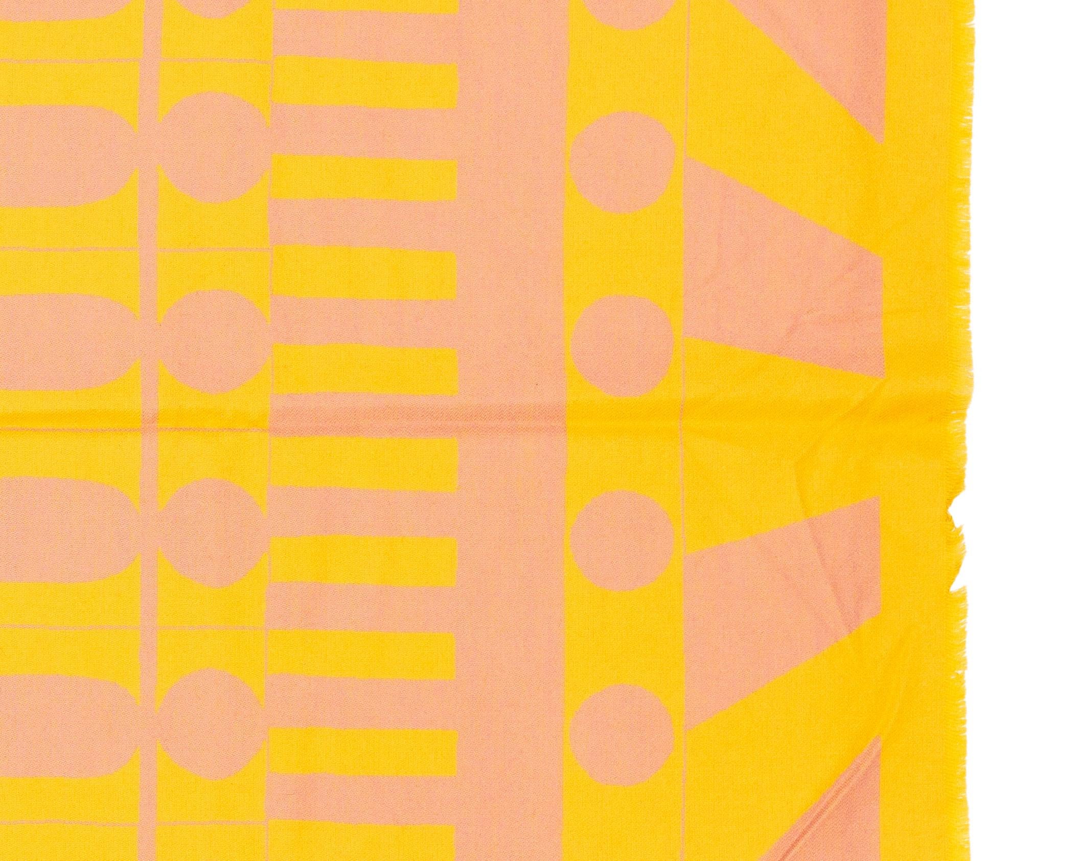 Hermes  Promenade Au Faubourg - Coperta a quadri - con frange giallo salmone - &New in vendita 4